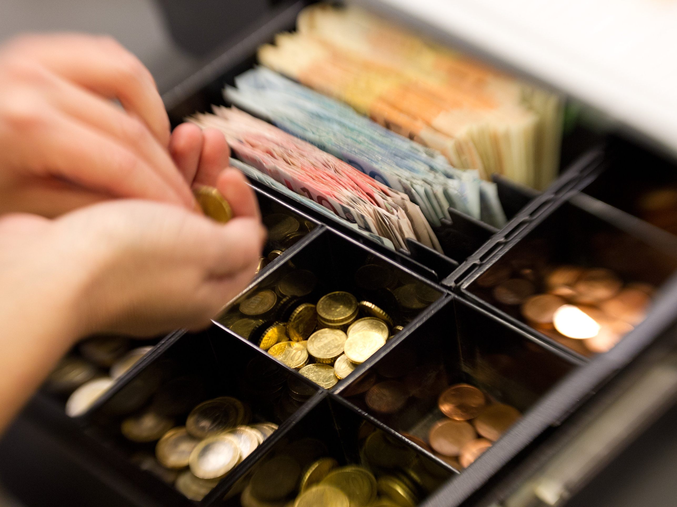 Die Gewerkschaft fordert kürzere Öffnungszeiten im Handel.