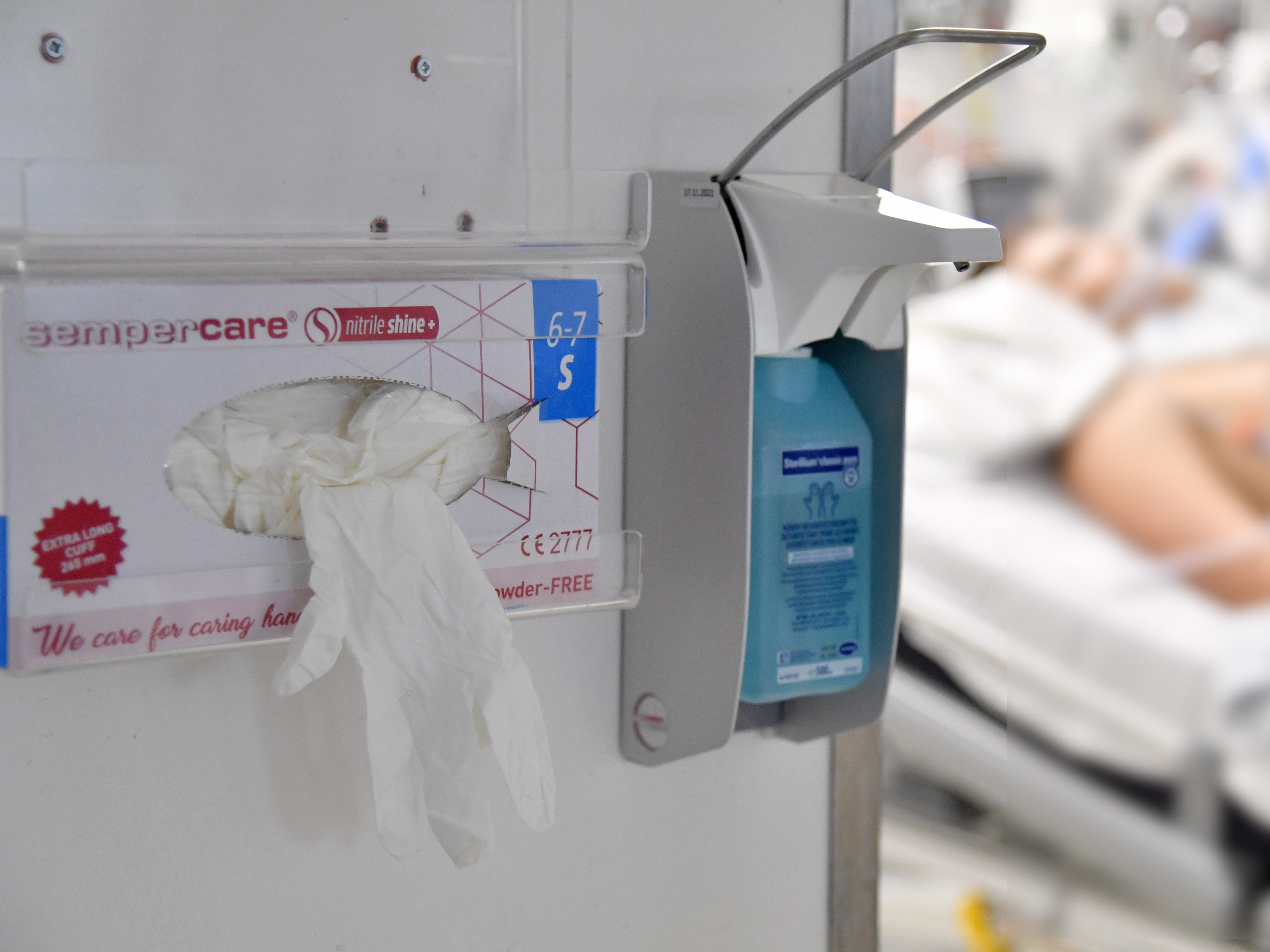 Die Zahl der Corona-Intensiv-Patienten geht weiter nach oben.