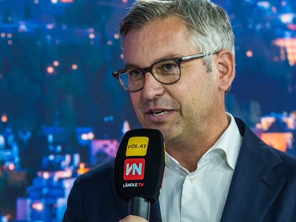 Magnus Brunner Anfang Dezember, noch als Staatssekretär, im Studio von "Vorarlberg LIVE".