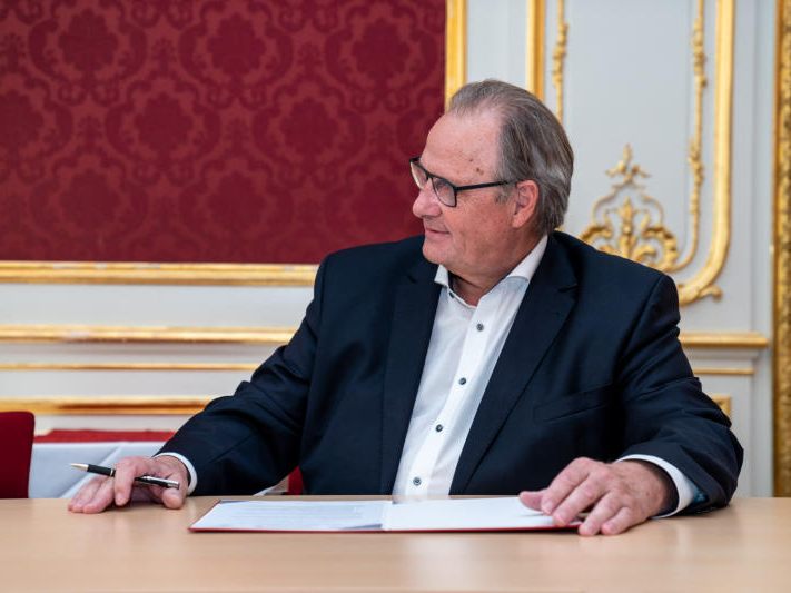 Gerhard Milletich fordert die Regierung auf den Lockdown im Amateurfußball zu beenden.