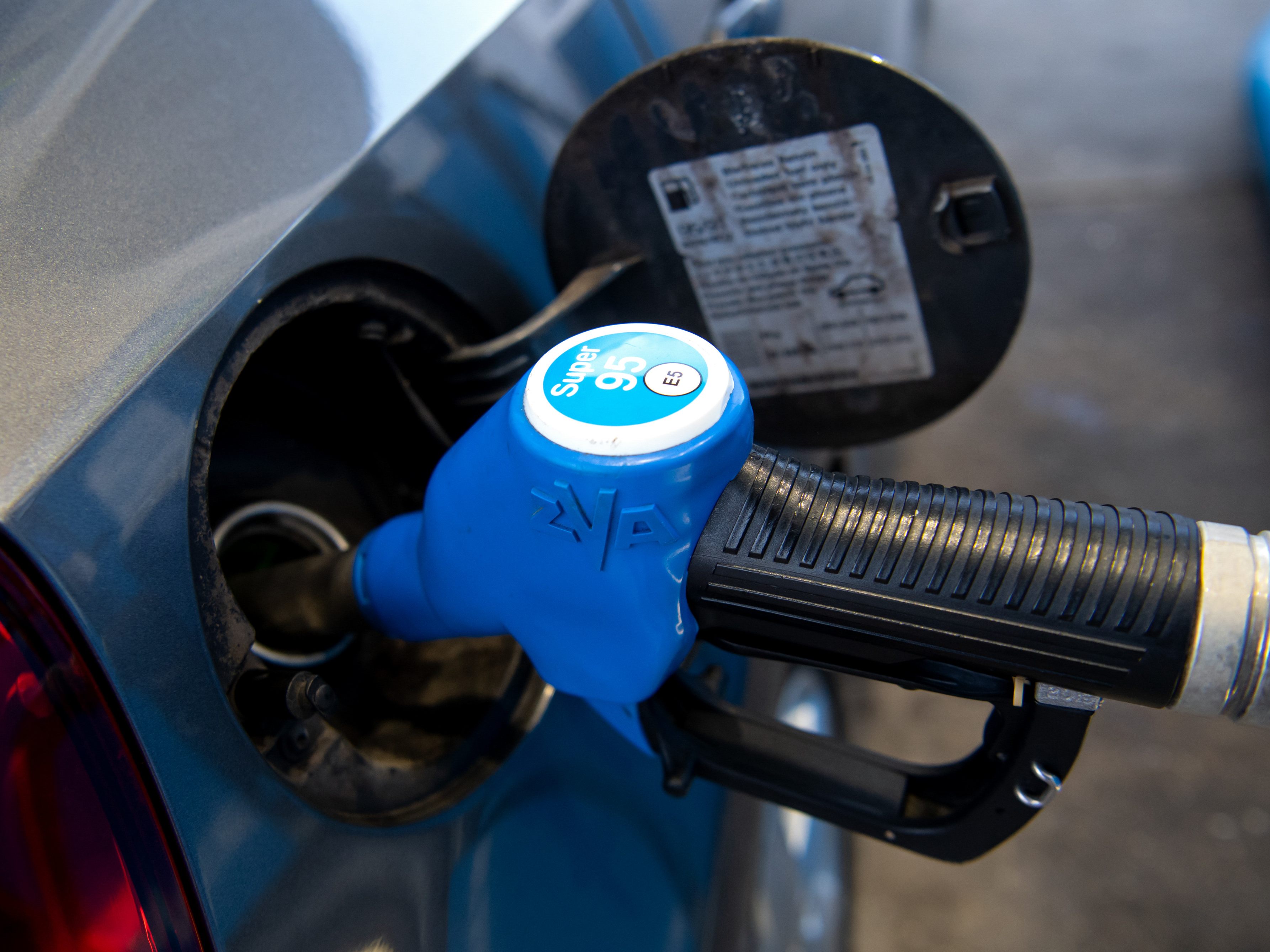 Neue Rekordpreise für Benzin und Diesel in Deutschland.