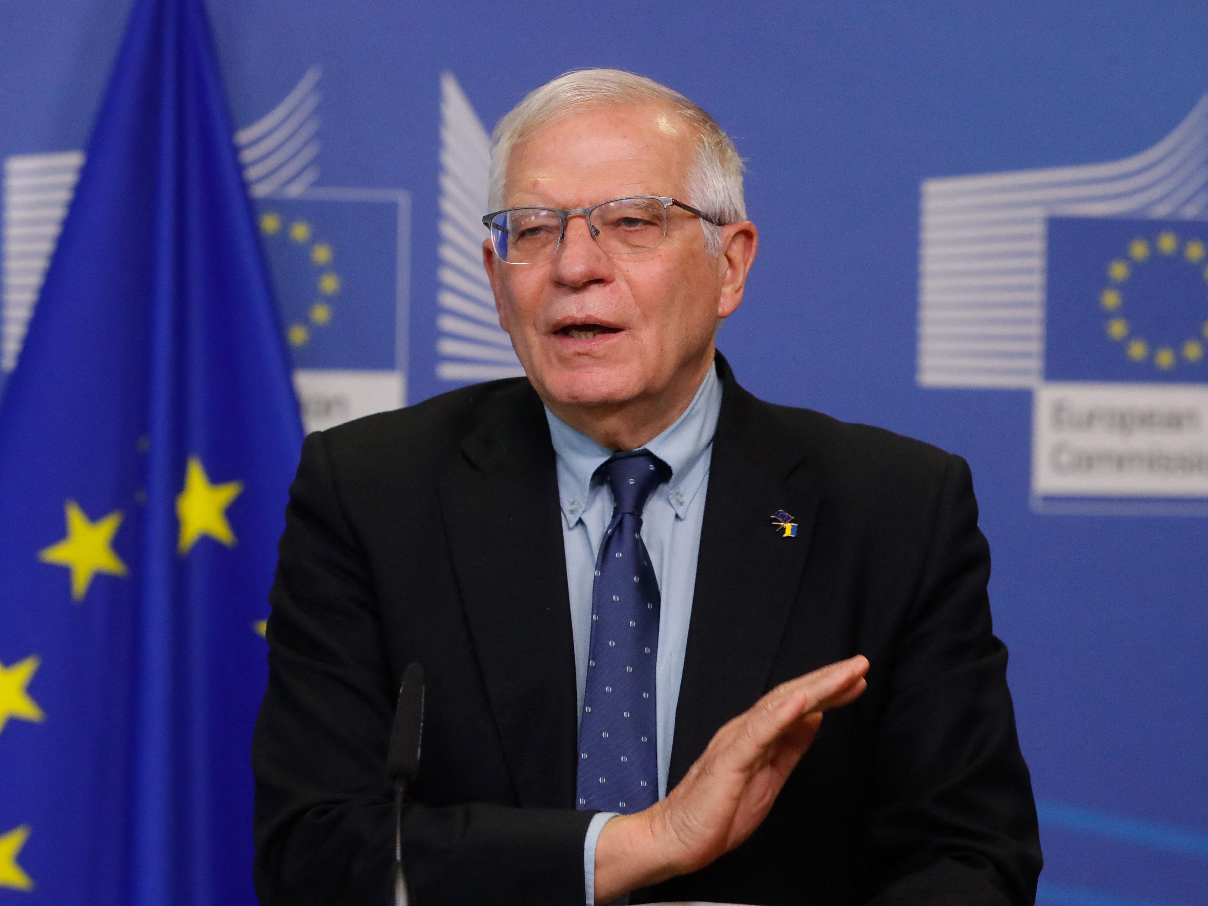 EU finanziert Waffen und Ausrüstung für die Ukraine.