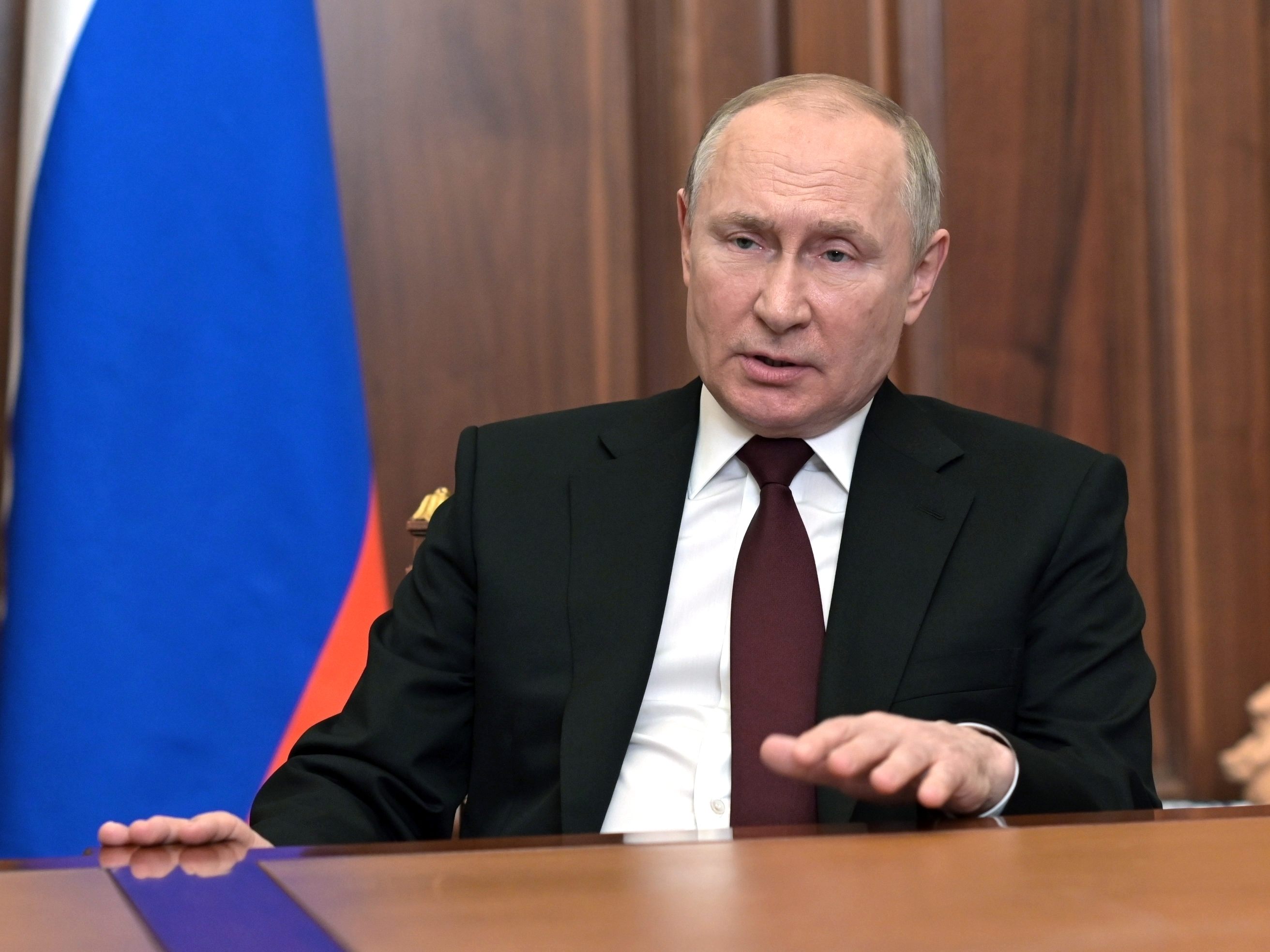 Russland: Putin versetzte Atomstreitkräfte in Alarmbereitschaft.