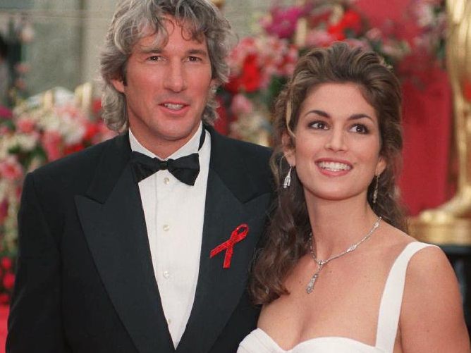 Cindy Crawford und Richard Gere bei der Oscar-Verleihung 1993.
