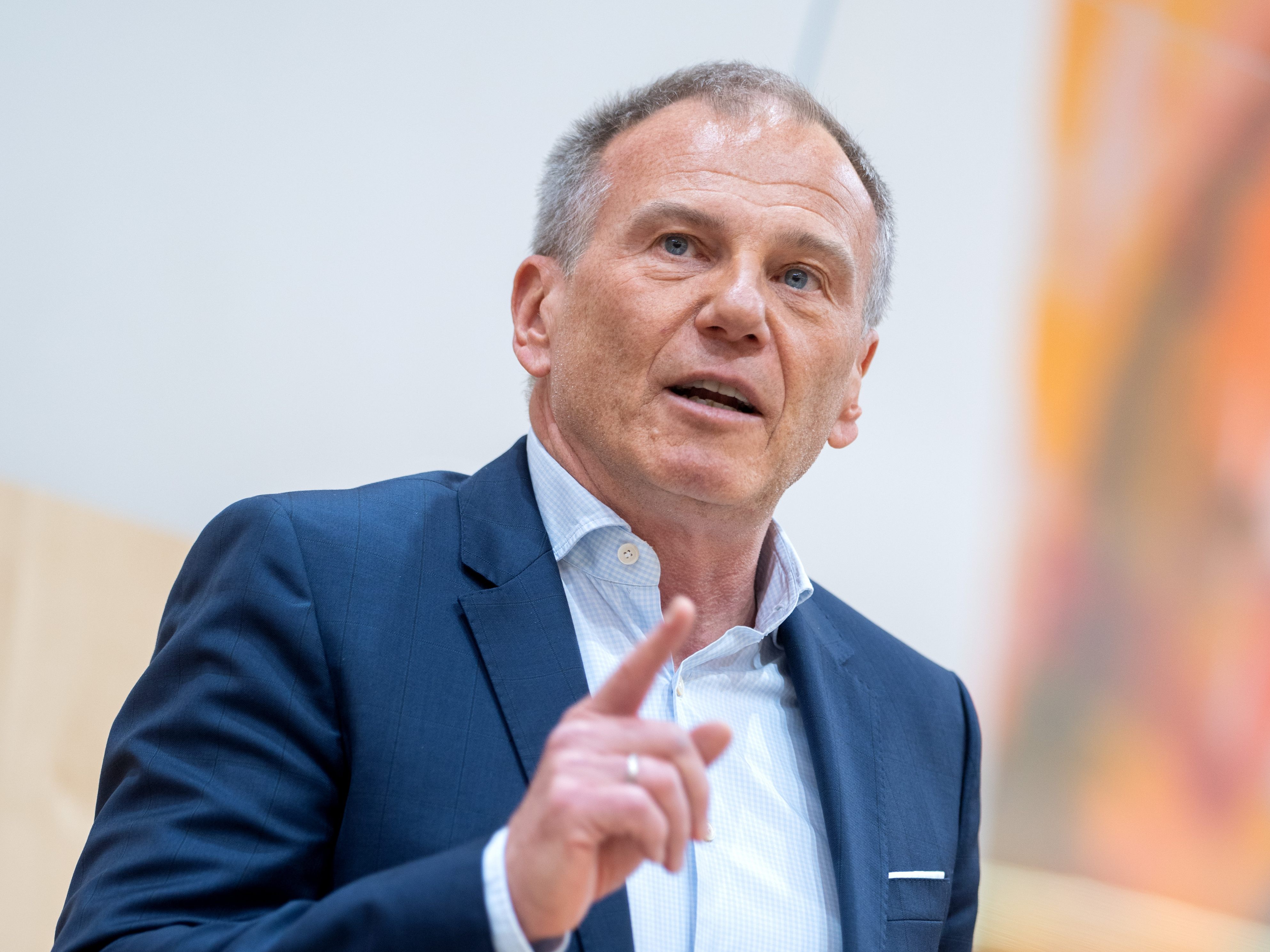 "Corona-Leugner-Inserat"-Tweet: ACU-Austria hatte Armin Wolf auf Widerruf und Unterlassung geklagt