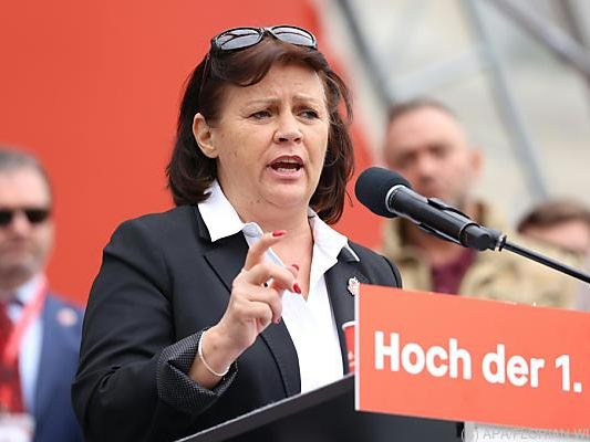 Anderl gibt persönliche Erklärung ab