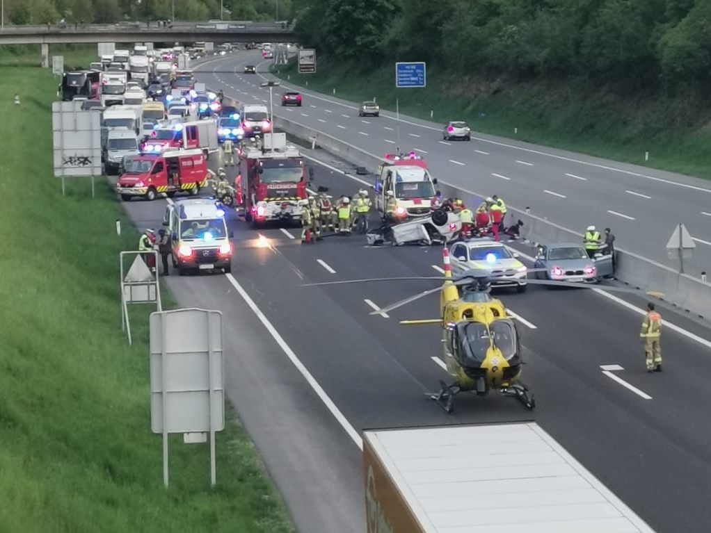 Auf der A14 kam es am Mittwochabend zu einem schweren Unfall.