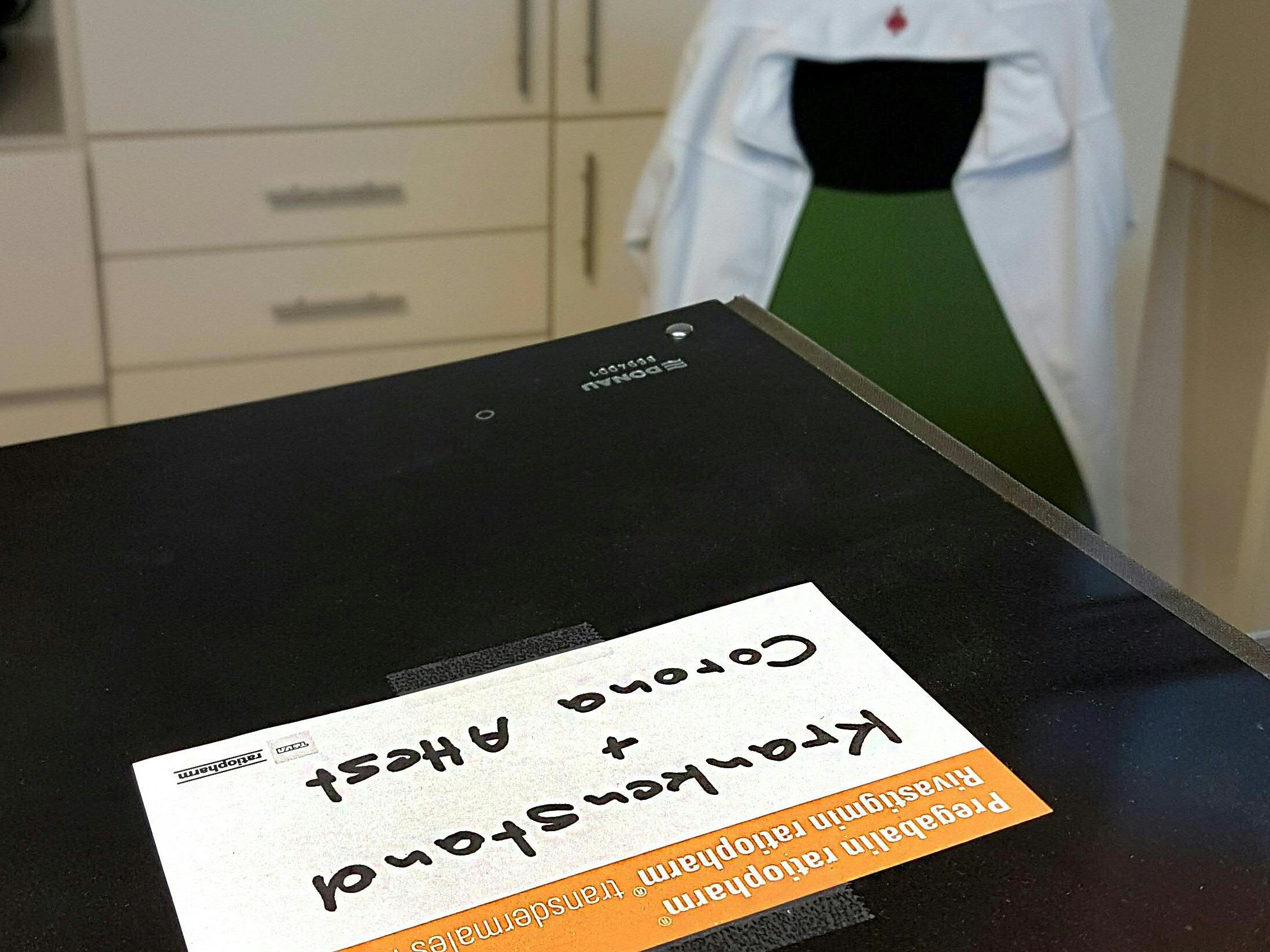 Ein Wiener Berufsdetektiv überwacht Krankenstände der Mitarbeiter seiner Auftraggeber.