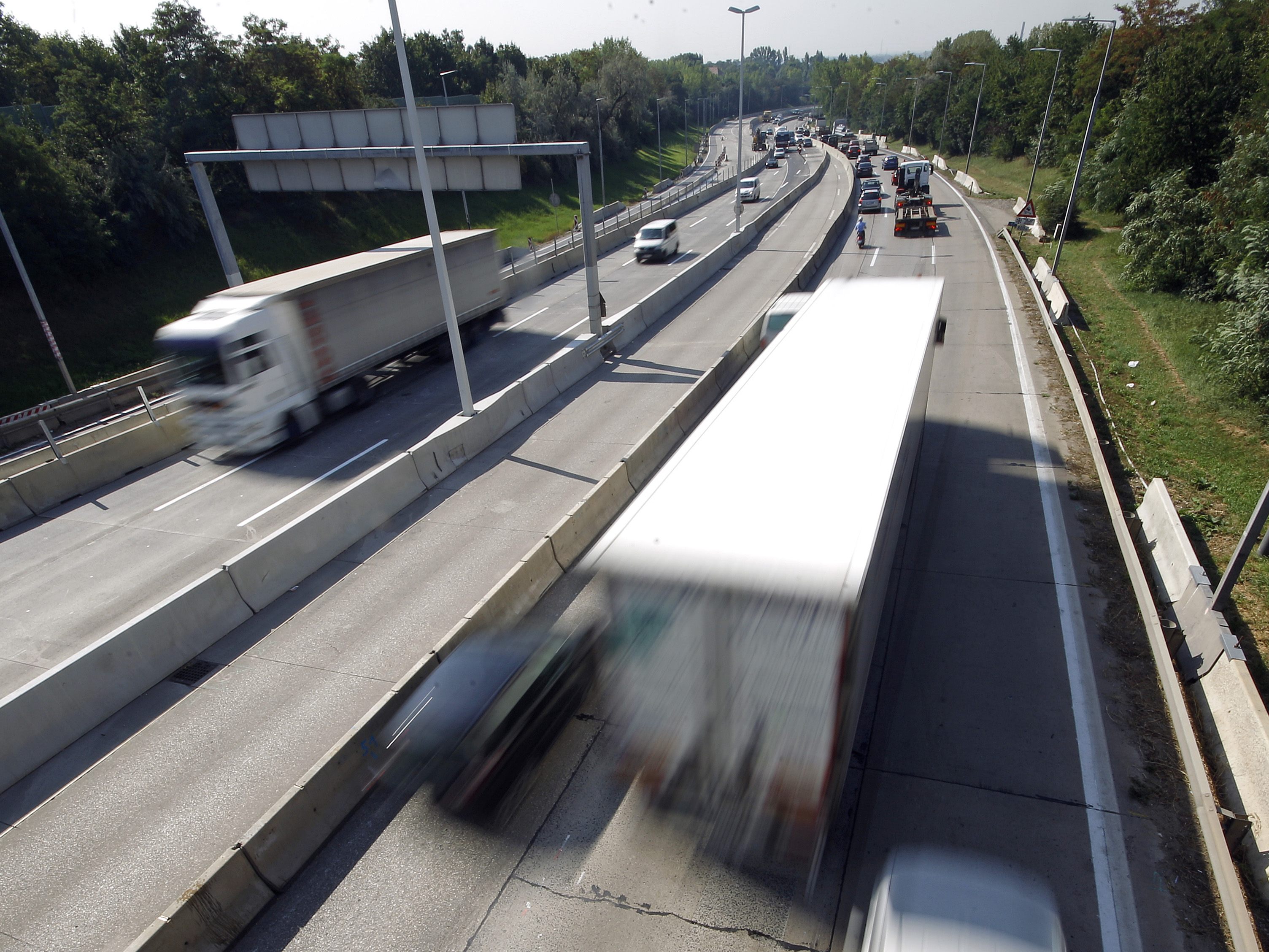 Diskussion im CO2-Bepreisung und Tempolimit auf Autobahnen.