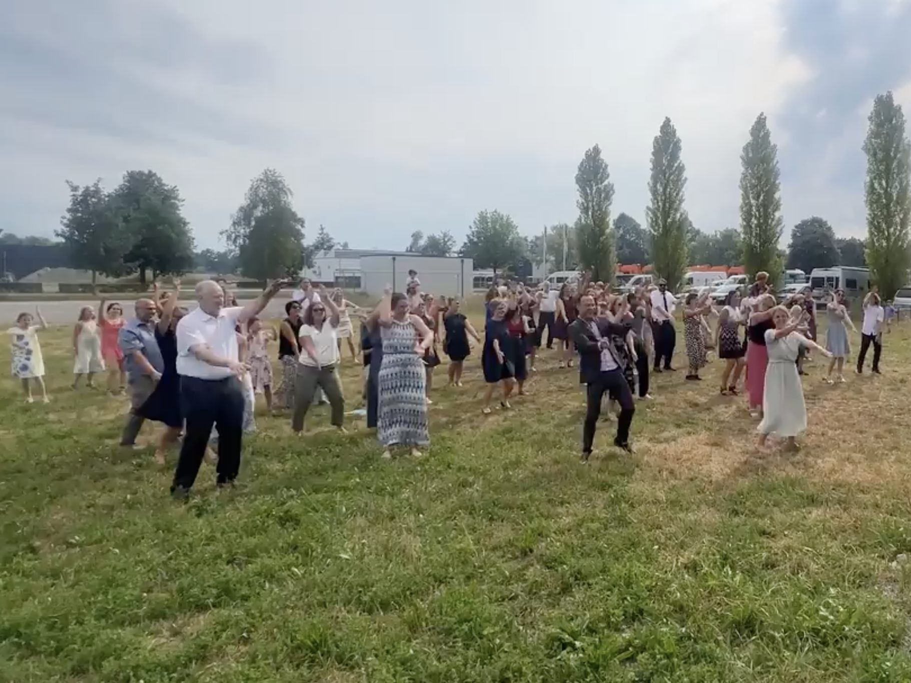 Hochzeits-Flashmob in Lustenau.
