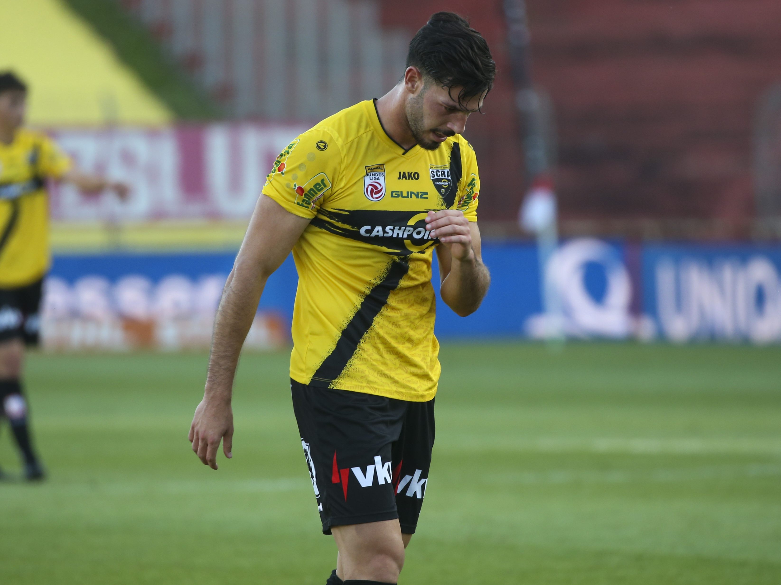 Guy Dahan und Co. verließen das Feld nach dem Spiel mit hängenden Köpfen.
