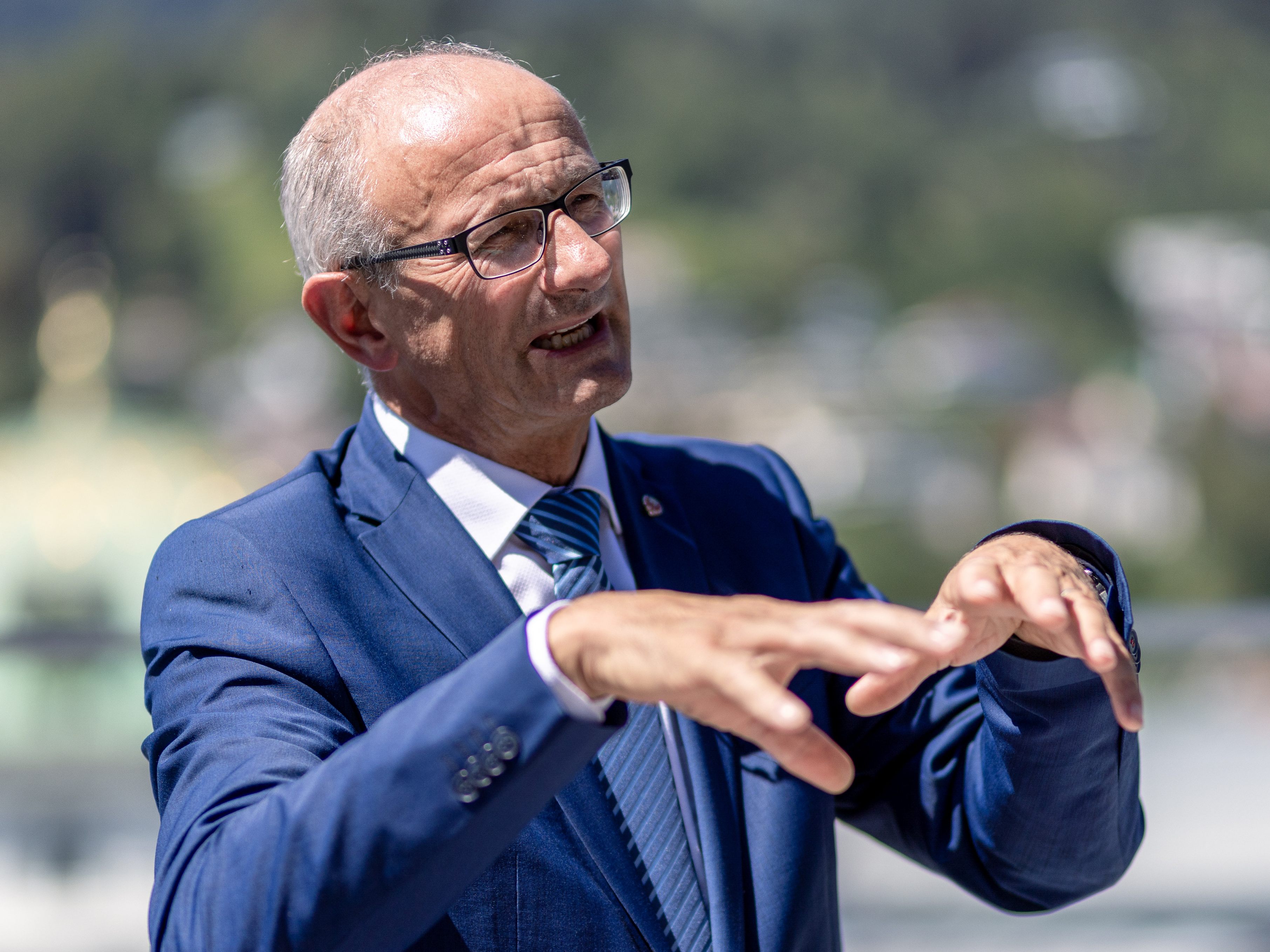 Der Tiroler ÖVP-Chef Anton Mattle kritisierte den Bund vor den Tirol-Wahlen wegen der Wohnbaukredit-Vorgaben scharf.