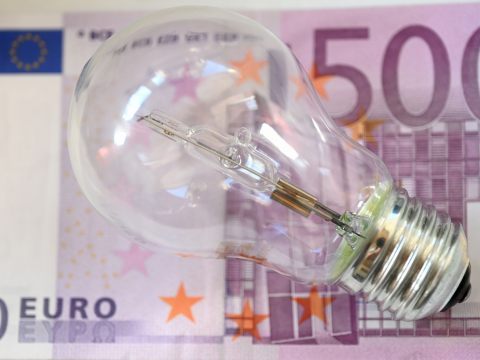 Warten auf den 500-Euro-Klimabonus - bis wann muss das Geld am Konto sein?