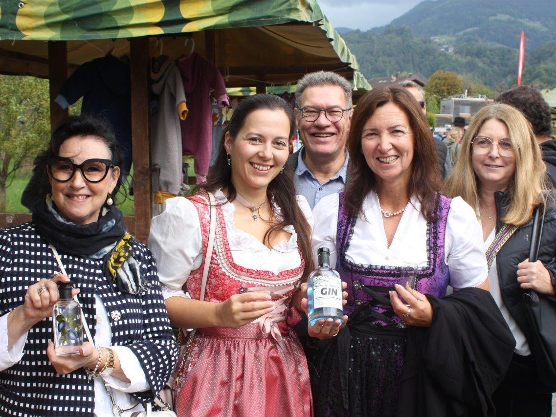 Ulrike, Denise, Robert, Helga und Ruth genossen die neue Sulner Kilbi in vollen Zügen.