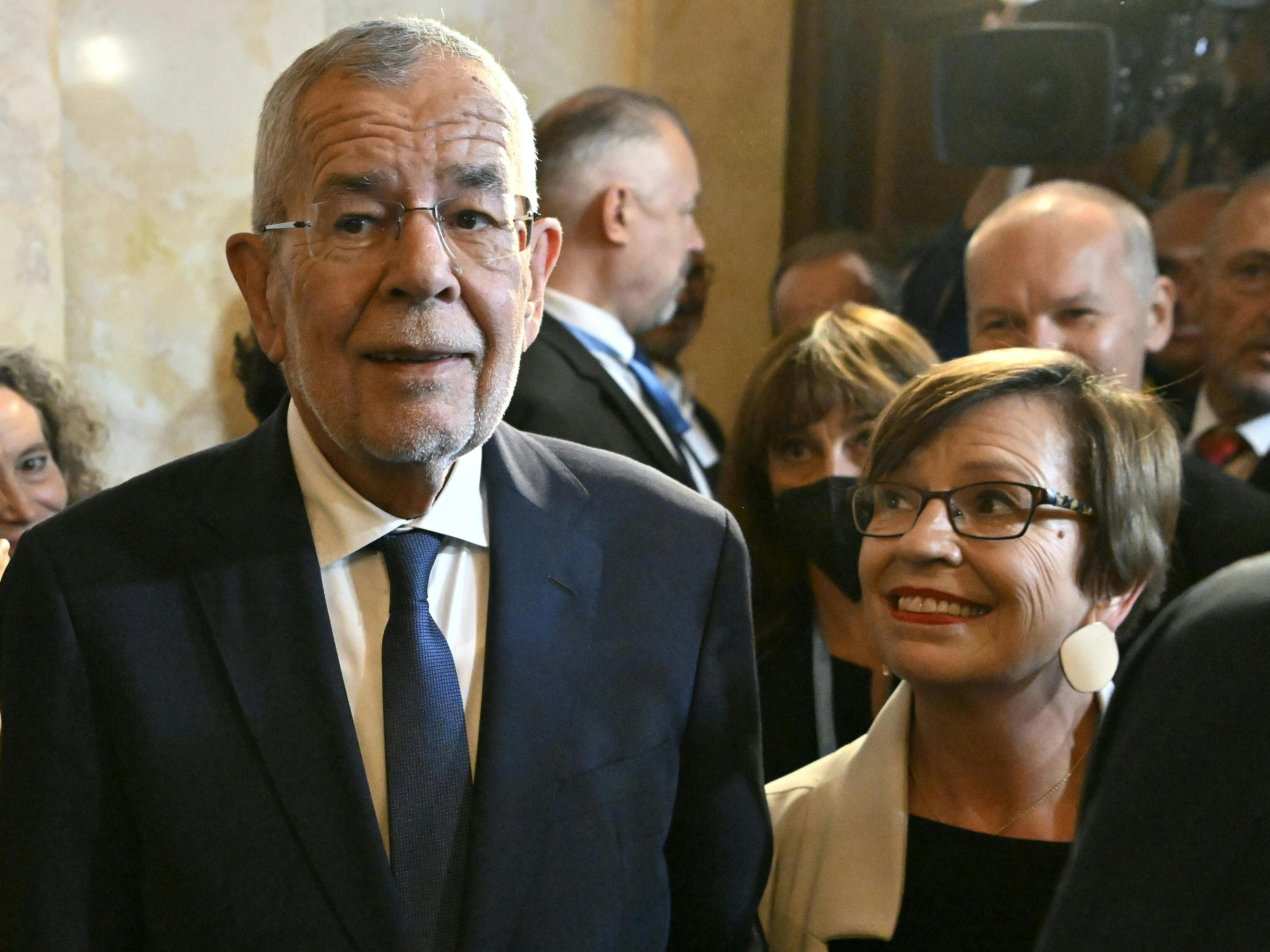 Bundespräsident Alexander van der Bellen hat die Wiederwahl im ersten Wahlgang geschafft.