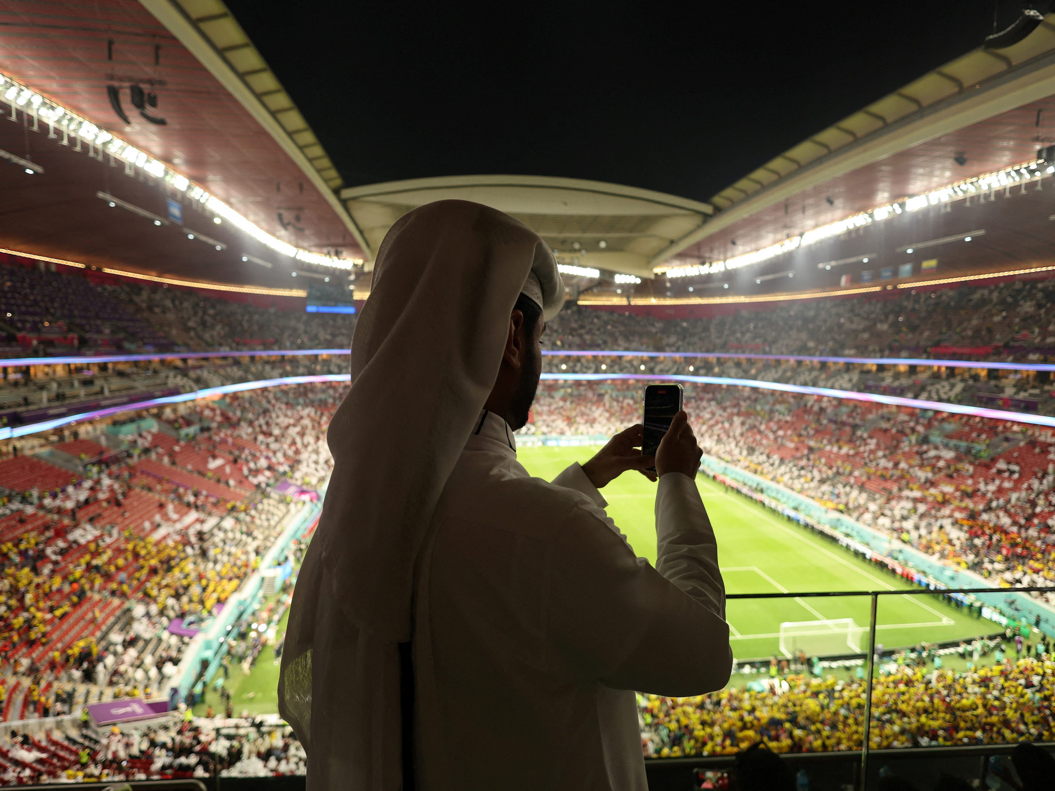 LIVE-Blog zur Fußball-WM in Katar: Alle Spiele, Ergebnisse und Tore im Überblick.