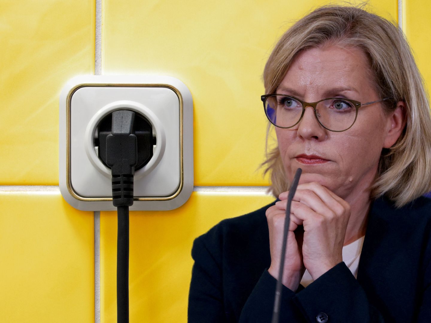 Gewesslers Worte stimmen wenig zuversichtlich.