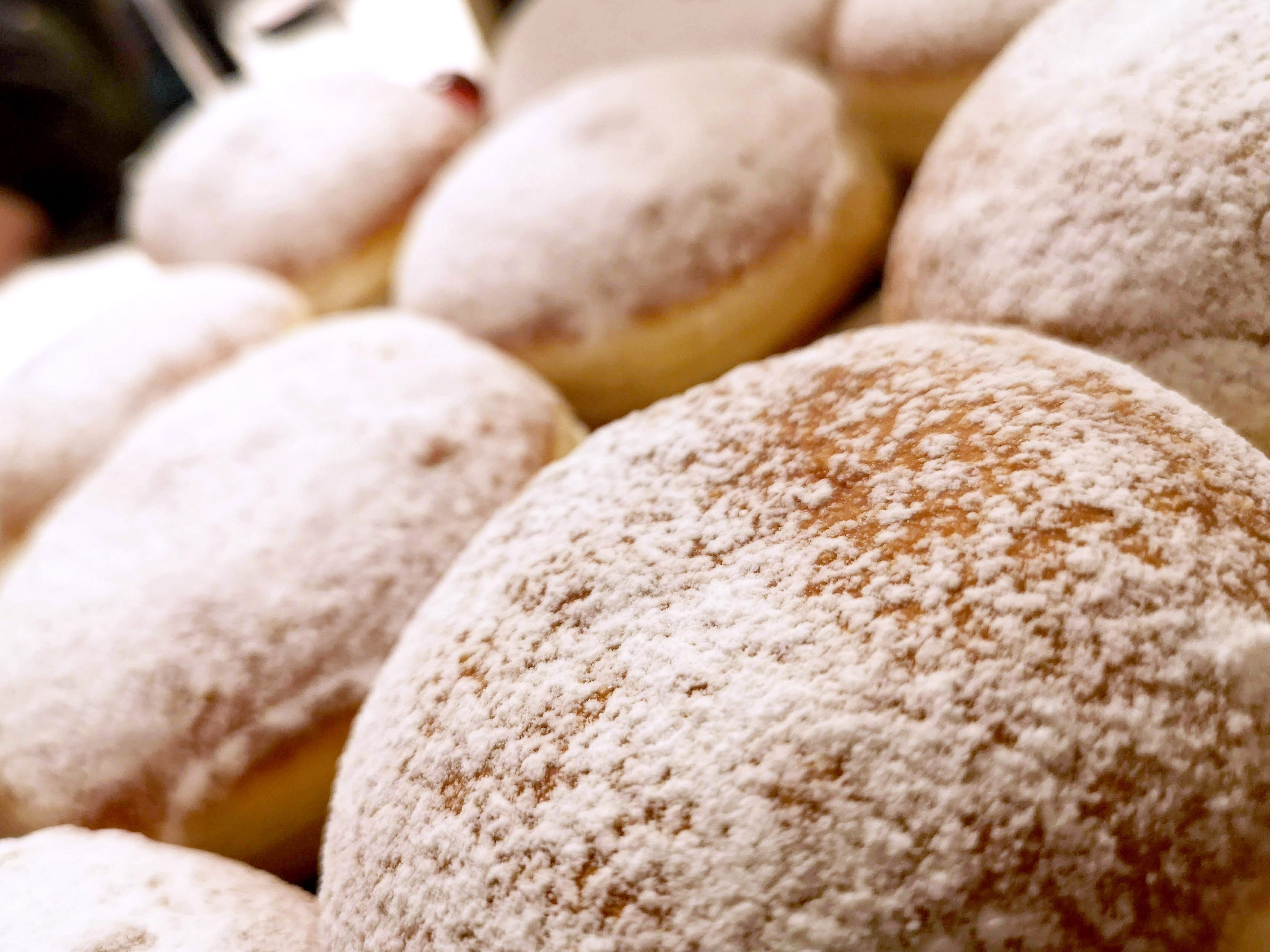 Die Kurkonditorei Oberlaa setzte sich im Wiener Krapfen-Test durch.
