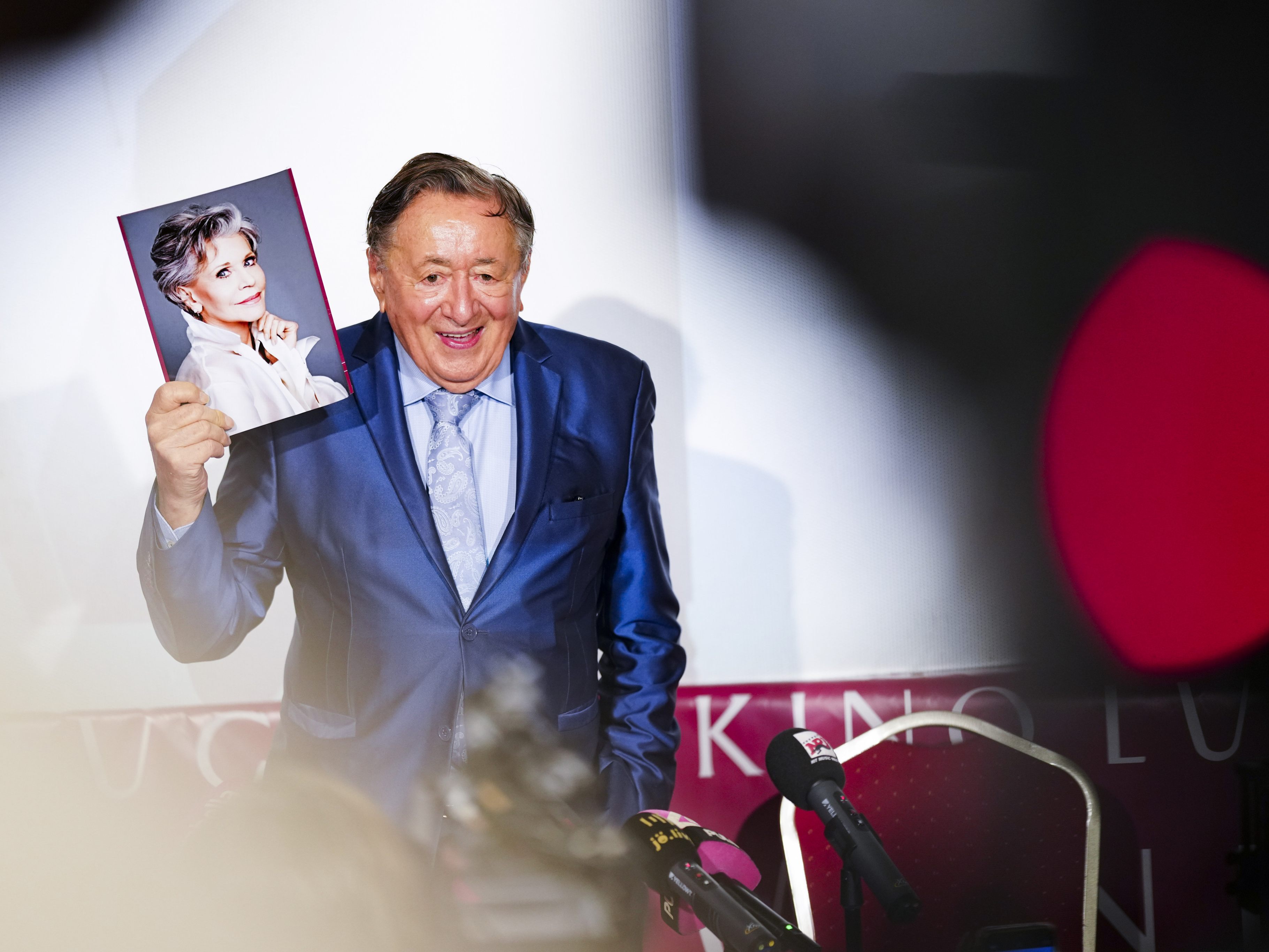 Richard Lugner holt Jane Fonda zum Wiener Opernball.