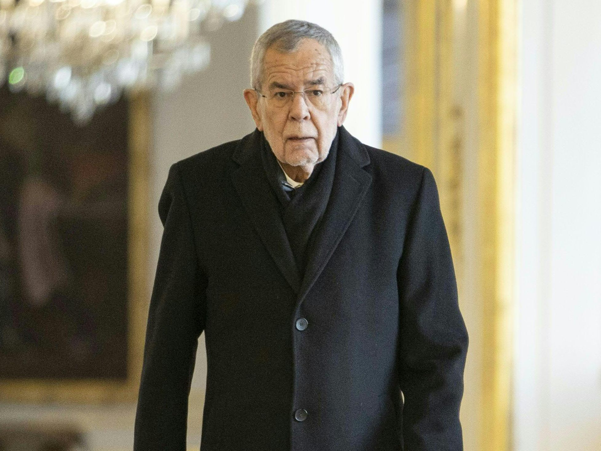 Bundespräsident Van der Bellen besucht einen Gedenkgottesdienst für Benedikt XVI. in Wien.