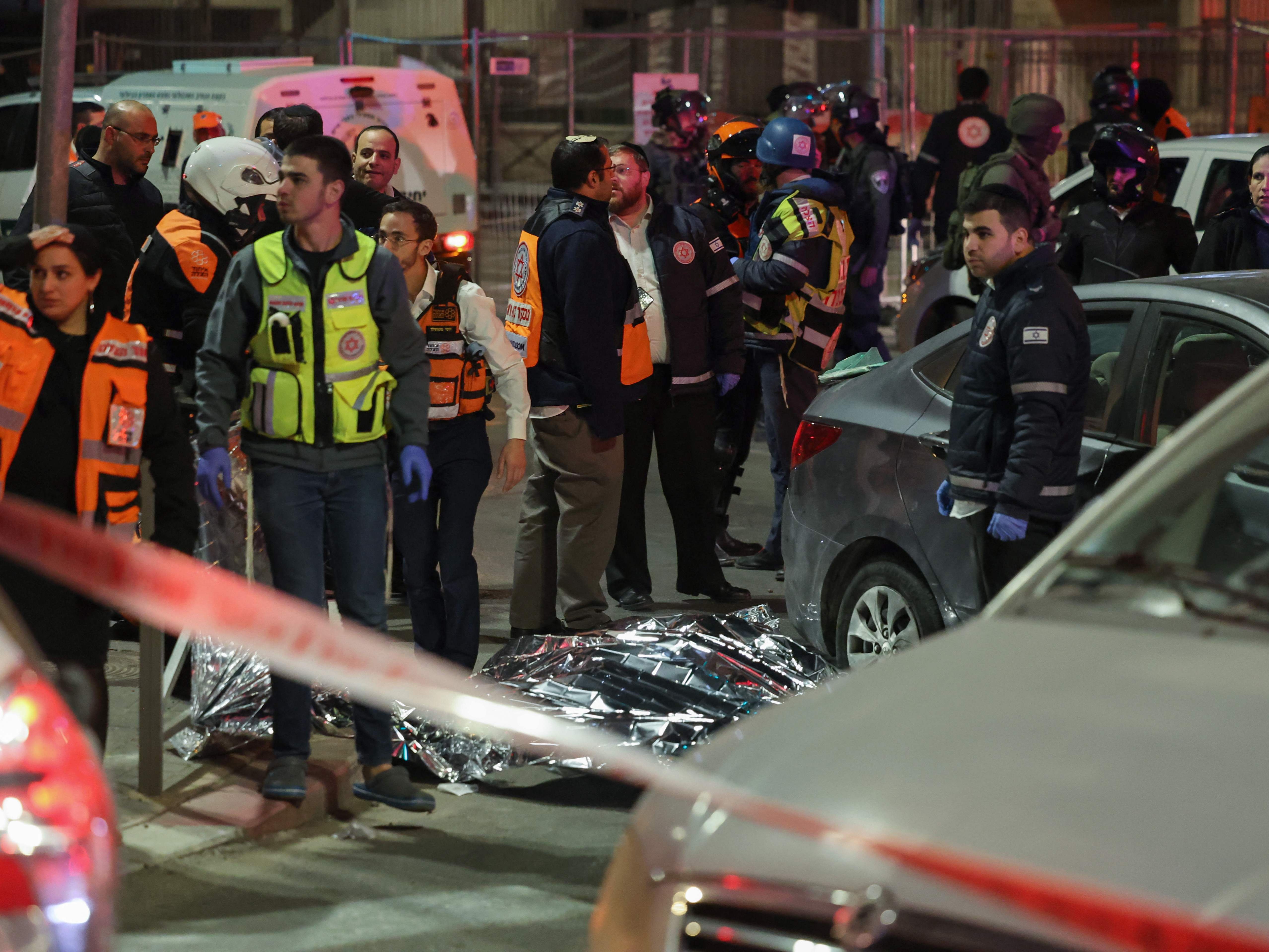 In Jerusalem wurden bei einem Angriff mindestens fünf Personen getötet.