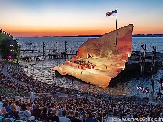 "Madame Butterfly" auf der Seebühne zieht die Massen an