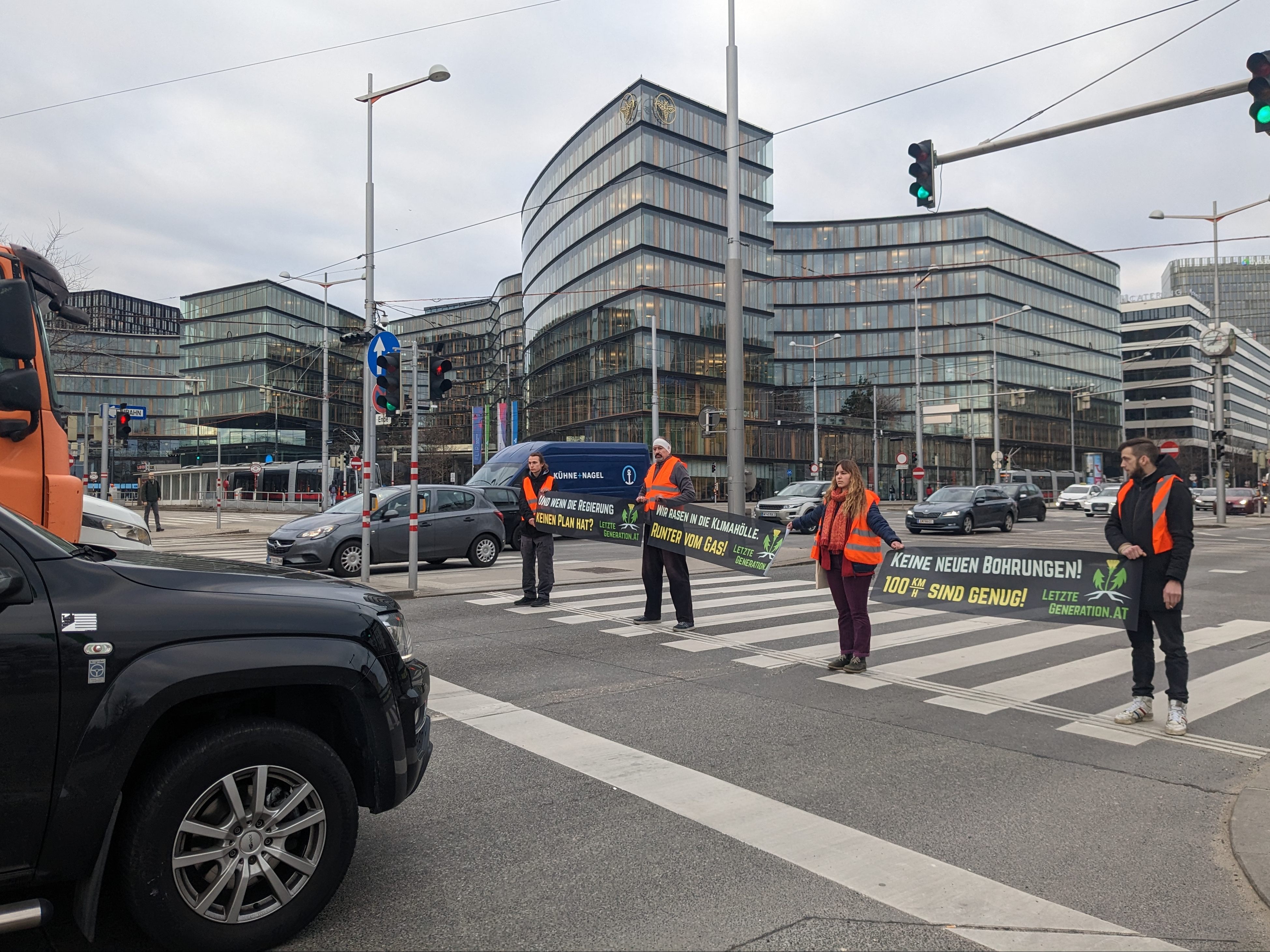 Klima-Kleber blockierten erneut Wiens Straßen.