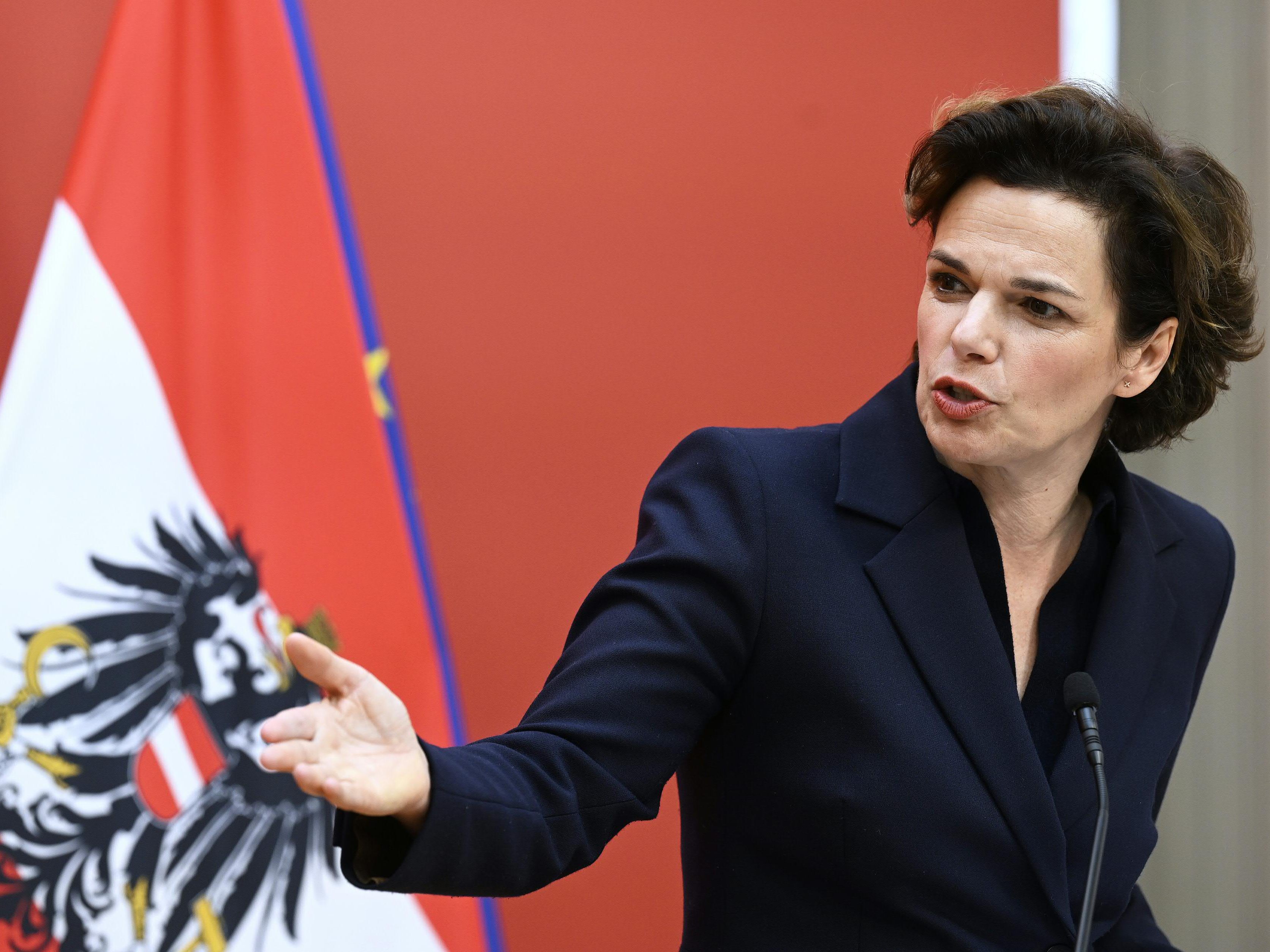 Rendi-Wagner fordert eine Aussetzung der Mieterhöhungen bis 2026.