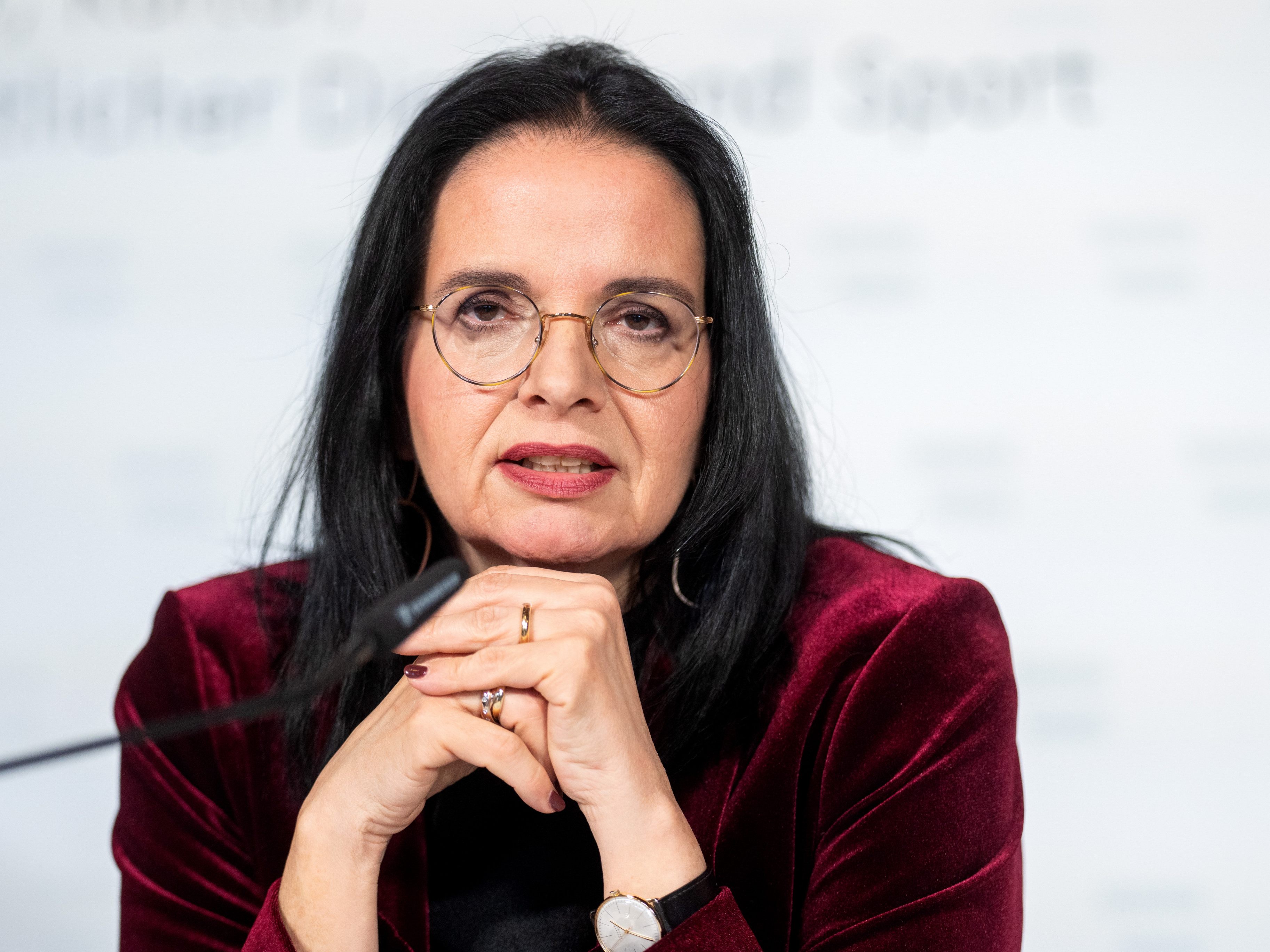Kulturstaatssekretärin Andrea Mayer setzt sich für den Fortbestand des RSO ein.