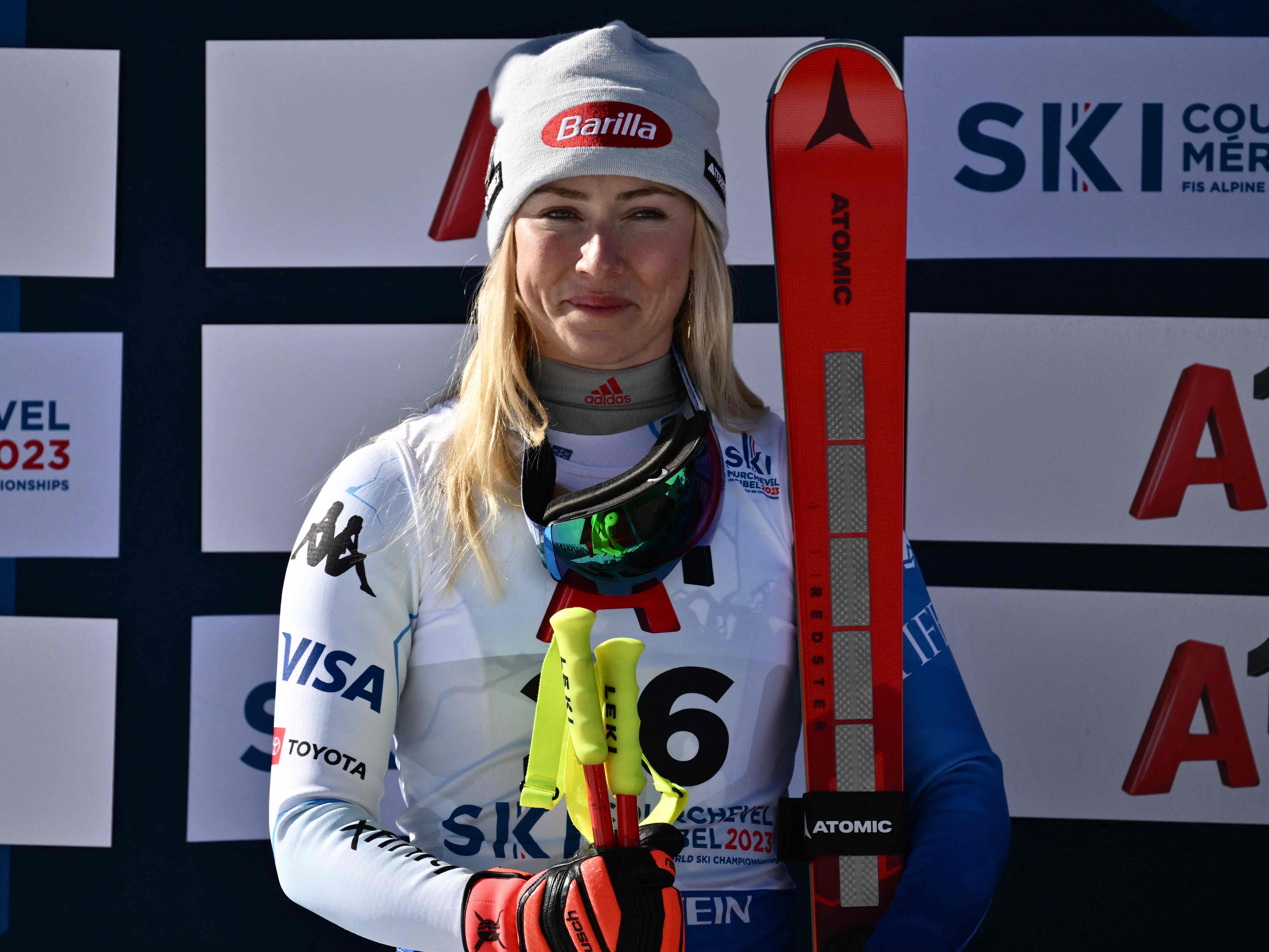 Mikaela Shiffrin brach nach ihrer Super-G-Silbermedaille in Tränen aus.