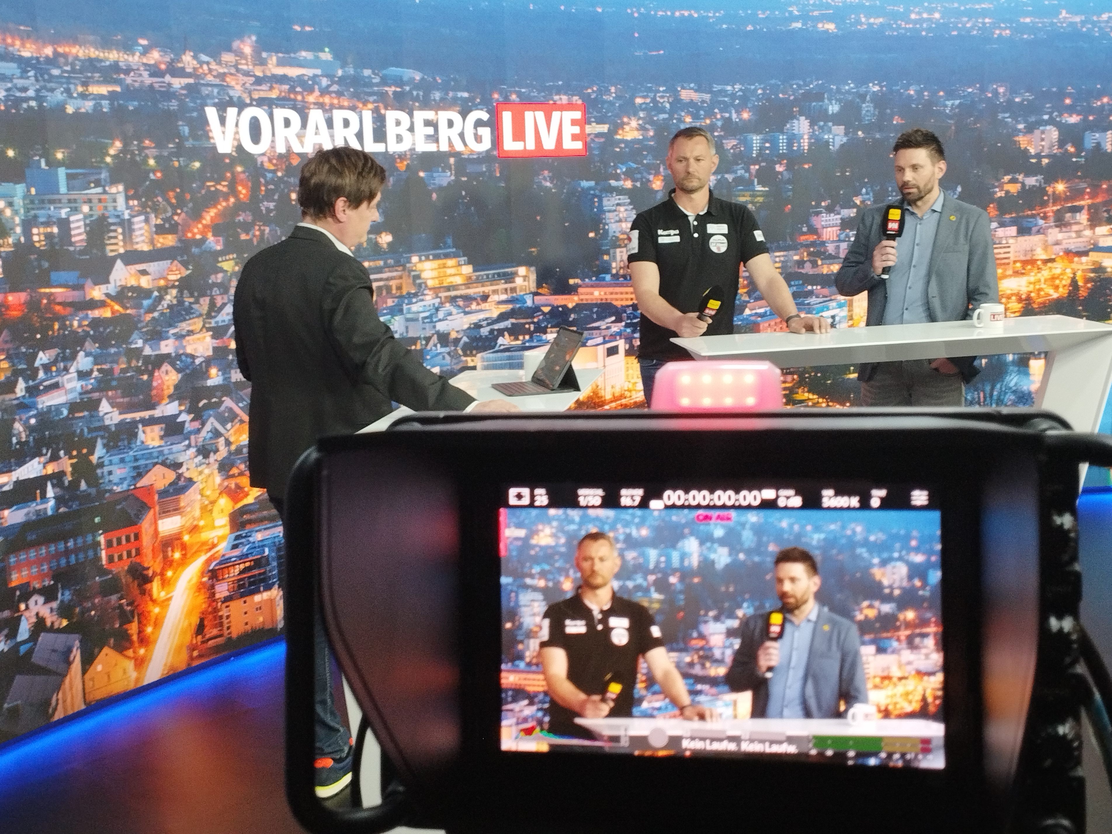 Björn Tyrner (Bregenz Handball) und Thomas Huemer (Alpla HC Hard) bei "Vorarlberg LIVE".