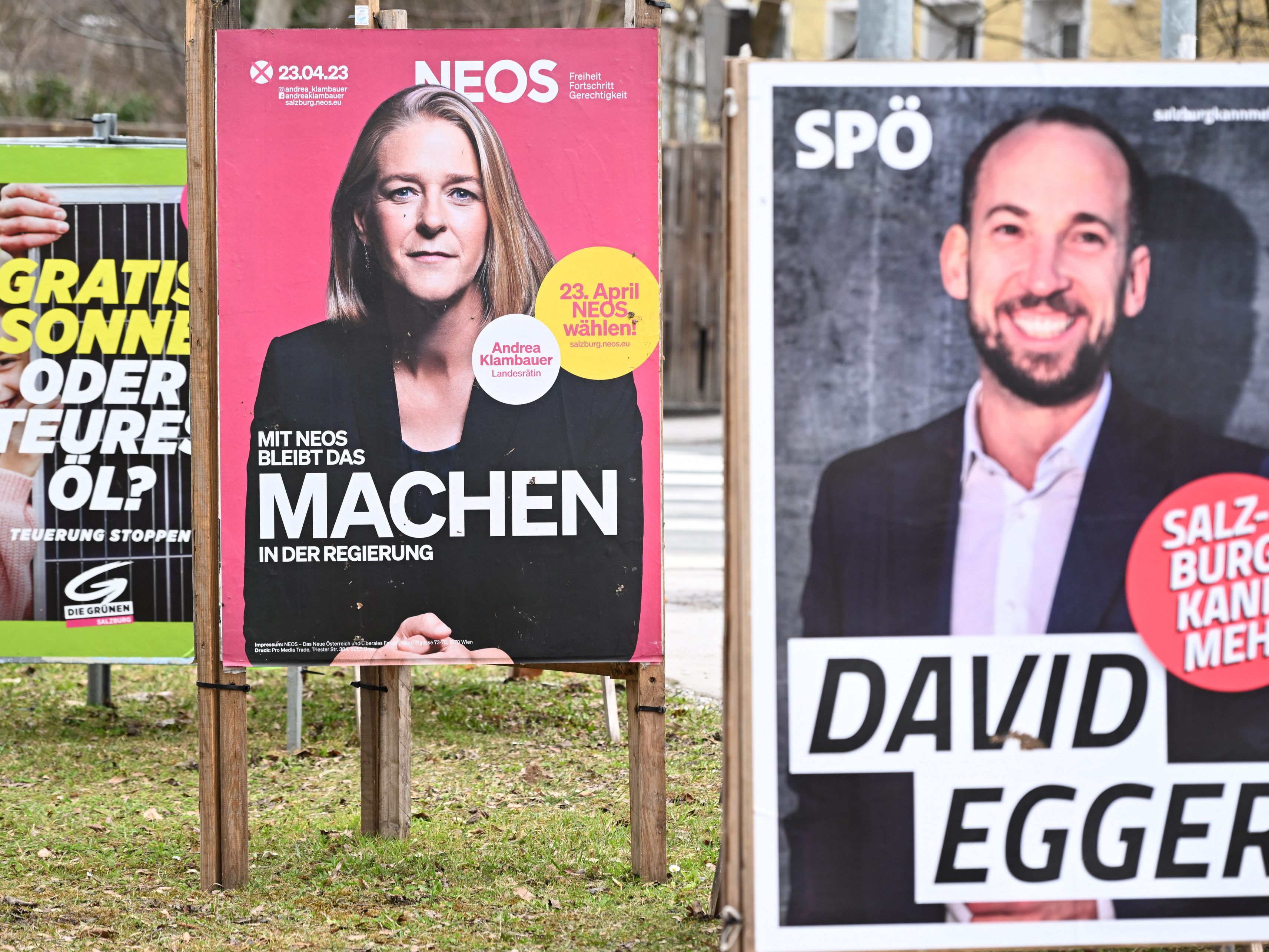 Der Plakatwahlkampf für die Salzburg-Wahl ist eröffnet.