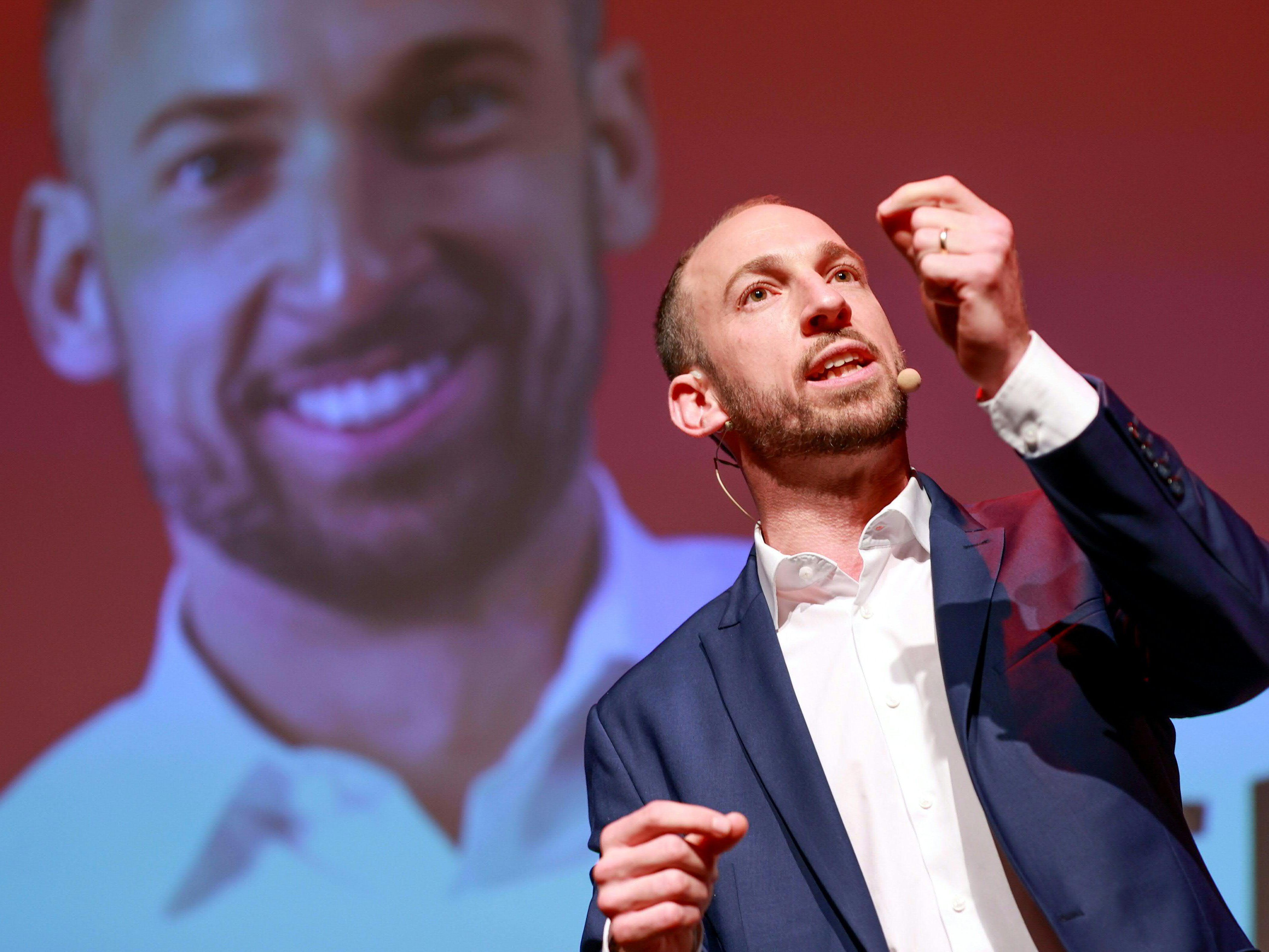 Full House und Optimismus-Injektion beim SPÖ-Auftakt in Salzburg.