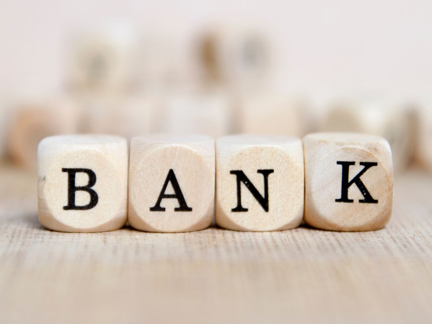 Europäische Tochter von zweitgrößter russischen Bank wird zum 1. April abgewickelt.