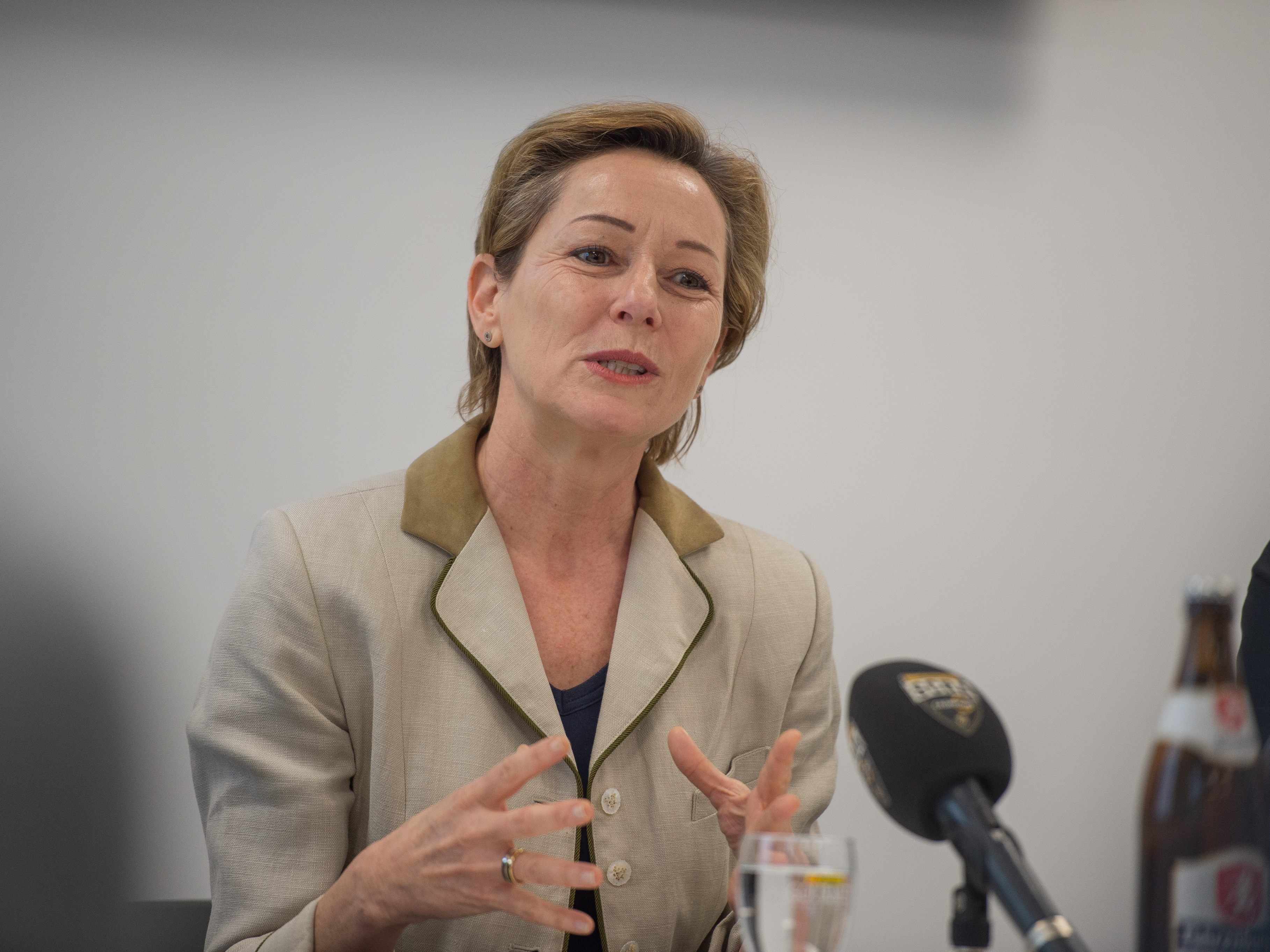 Gesundheitslandesrätin Martina Rüscher.