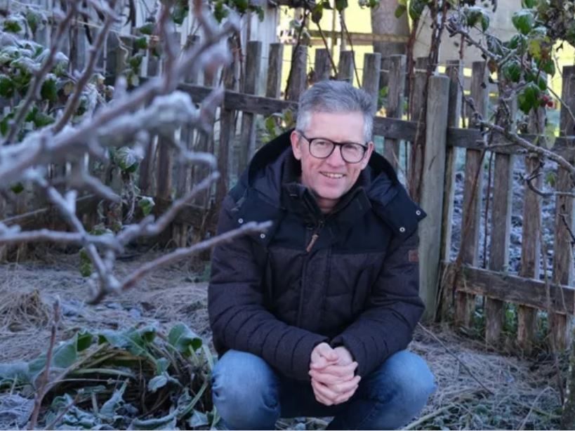 Peter hat eine seltene Form von Krebs.