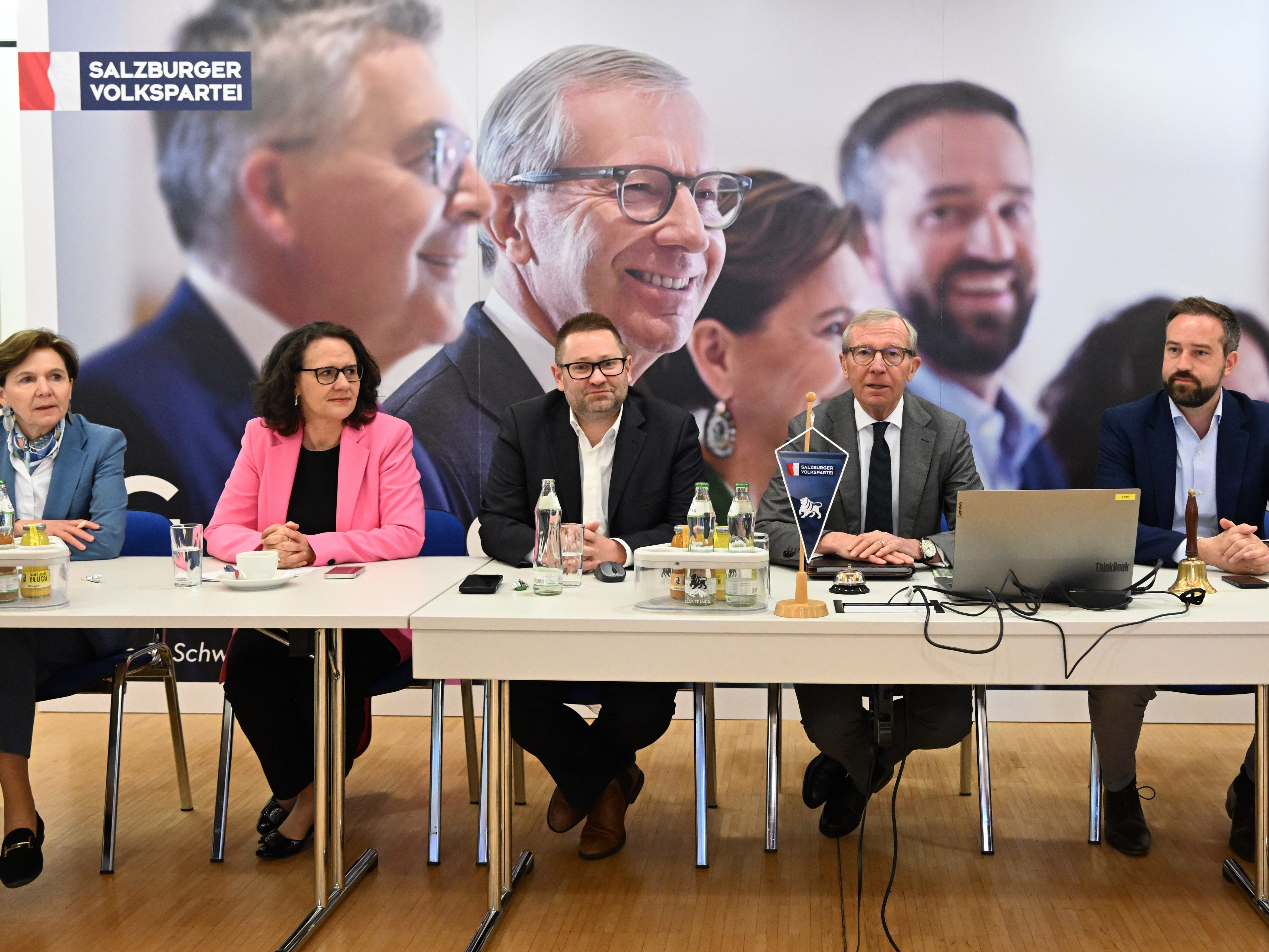 Die meisten Parteien besprechen am Montag das Ergebnis der Salzburg-Wahl.
