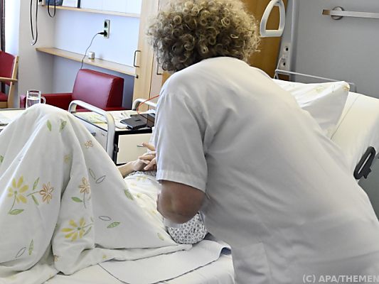 Heinisch fordert Anerkennung und flexible Arbeitszeiten in der Pflege