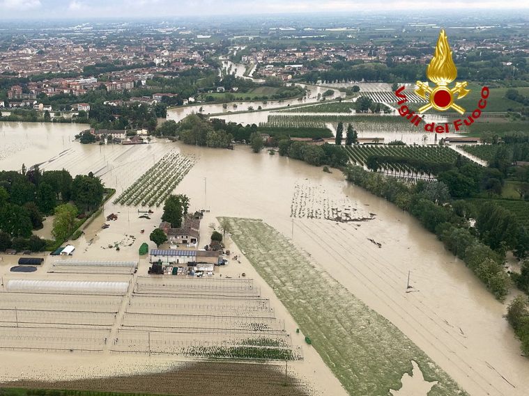 Land unter in Italien.