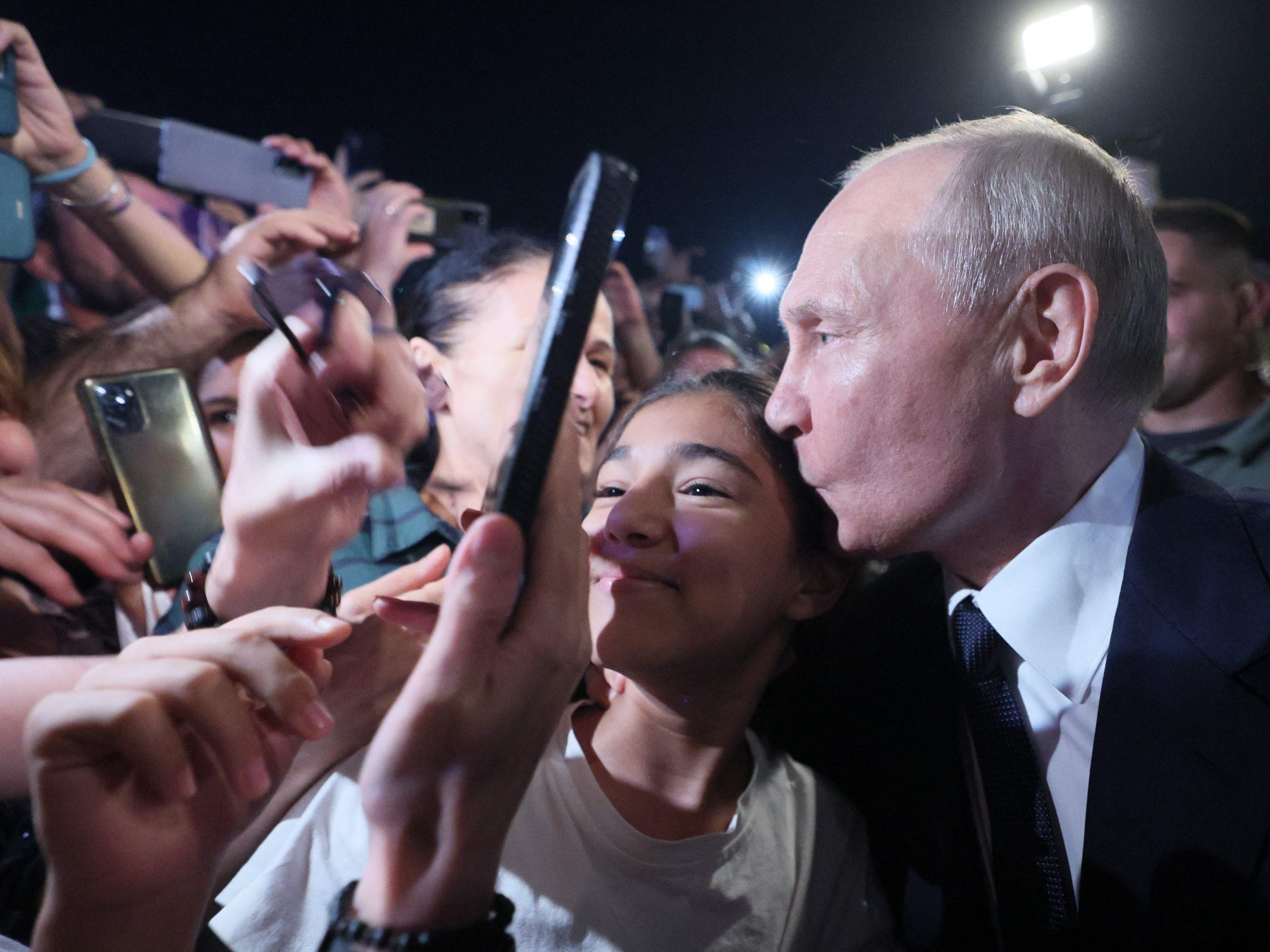 Ungewohnte Bilder vom russischen Präsidenten