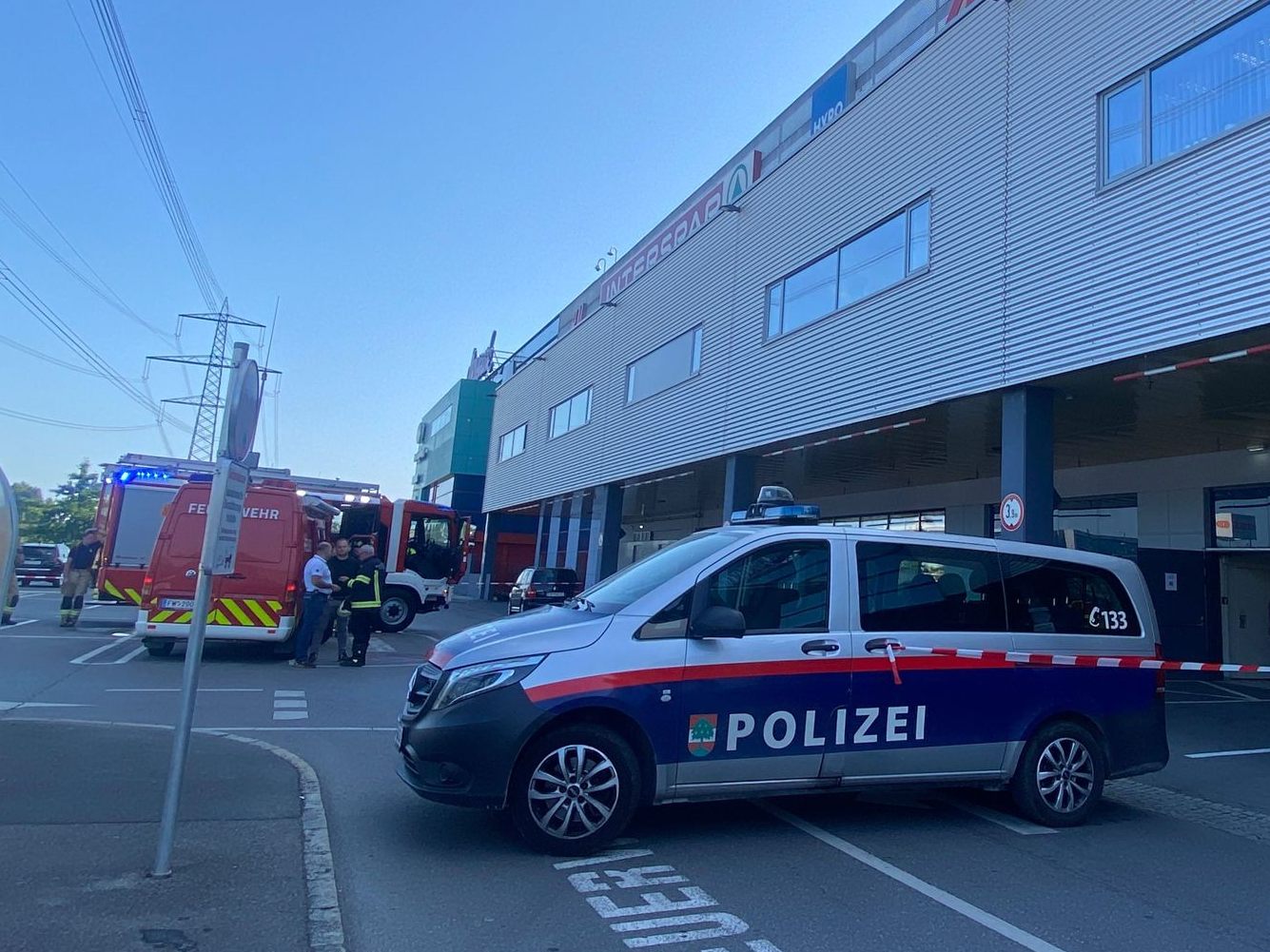 Starke Rauchentwicklung im Messepark am Montagmorgen.