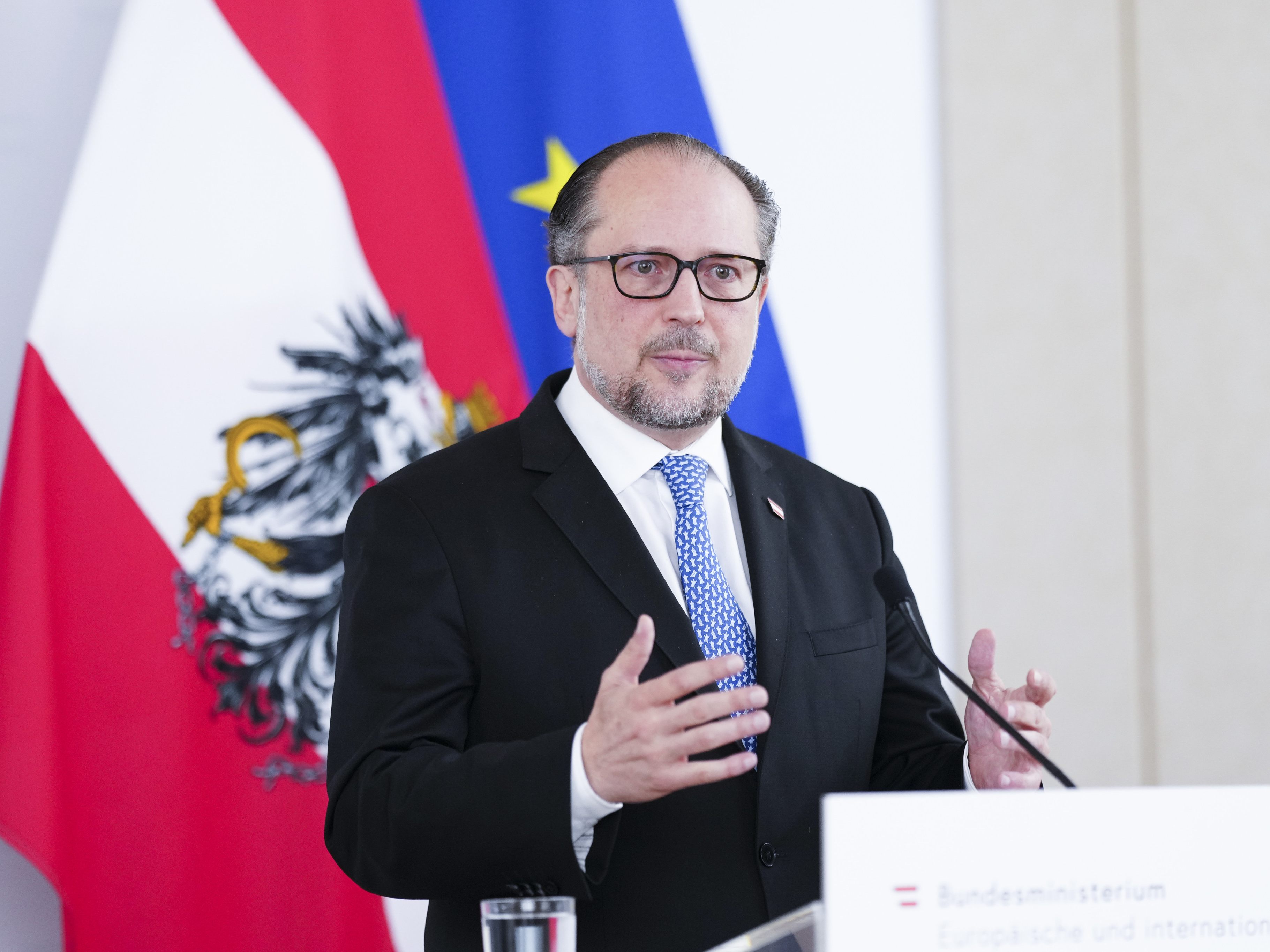 Die Neutralität Österreichs bleibe bei einer Teilnahme an "Sky Shield" zu 100 Prozent gewährt, so Schallenberg.