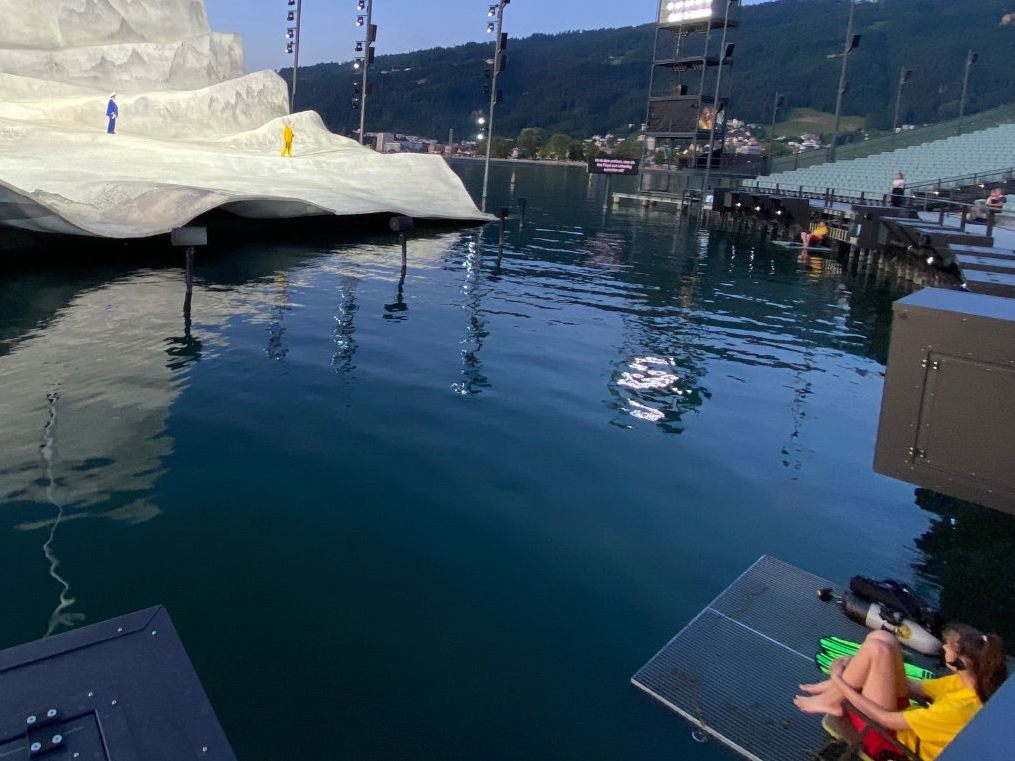 Die Wasserrettung ist bei den Festspielen im Einsatz.