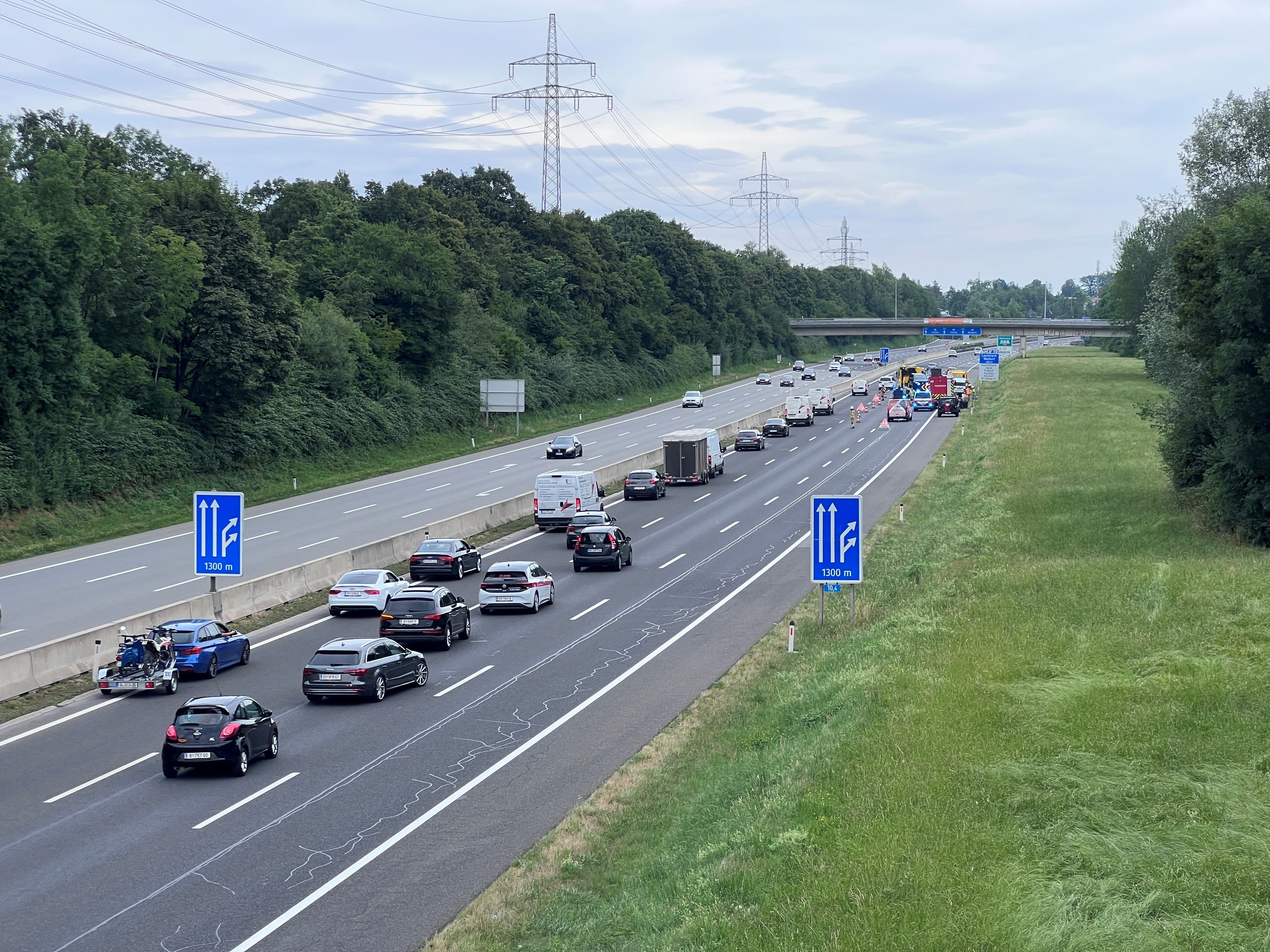 Am Samstagnachmittag kam es auf der A14 zu einem Unfall mit zwei beteilgiten Fahrzeugen.