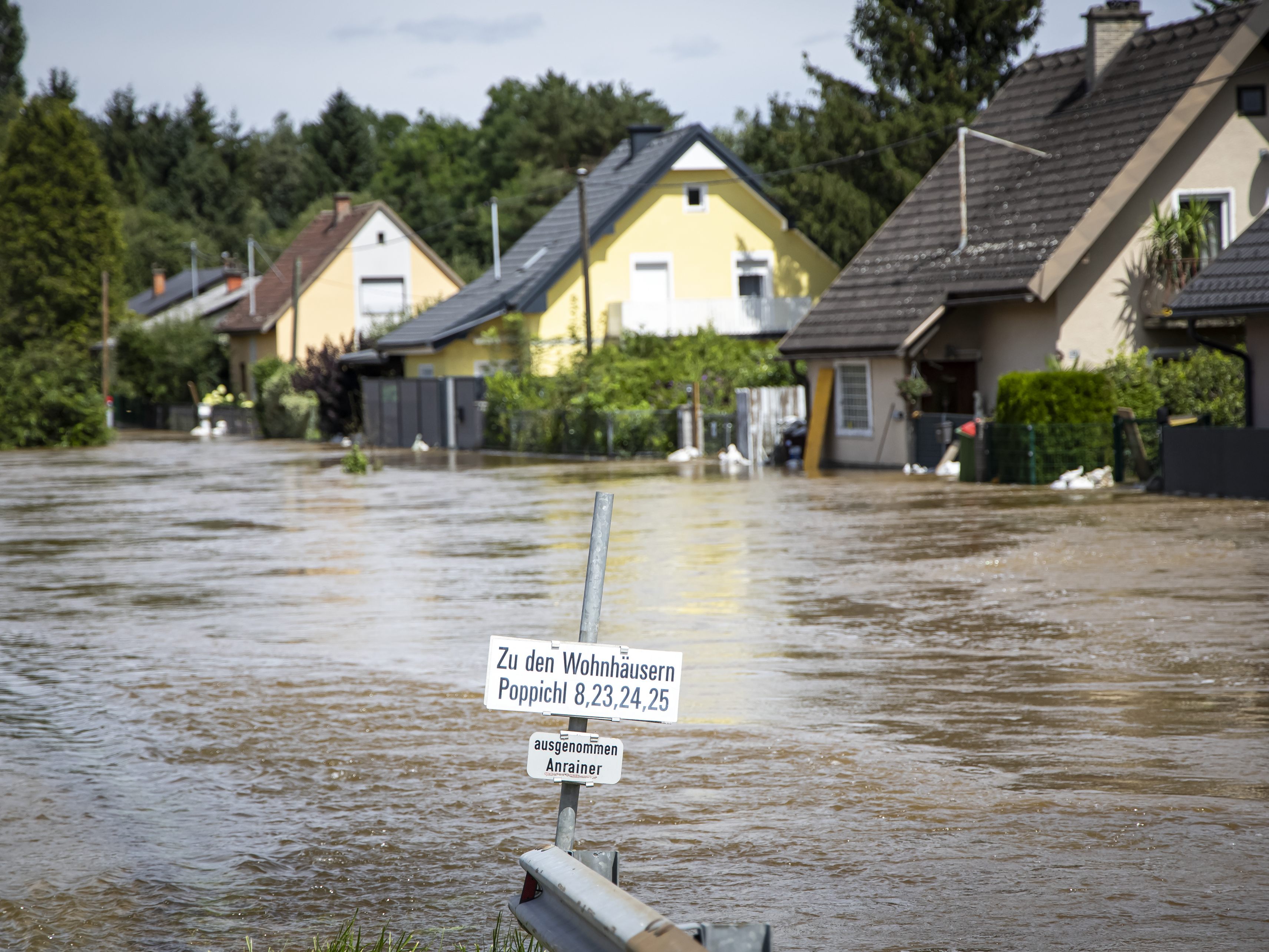Nach den Unwettern in Kärnten bleibt der Grundwasserspiegel in Kärnten weiterhin hoch.