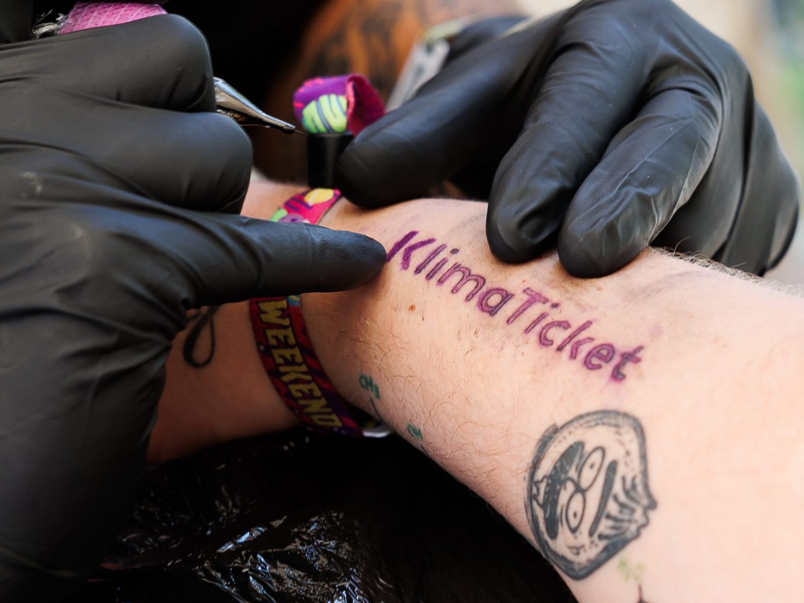 Die Klimaticket-Tattoo-Aktion kostete 23.000 Euro.