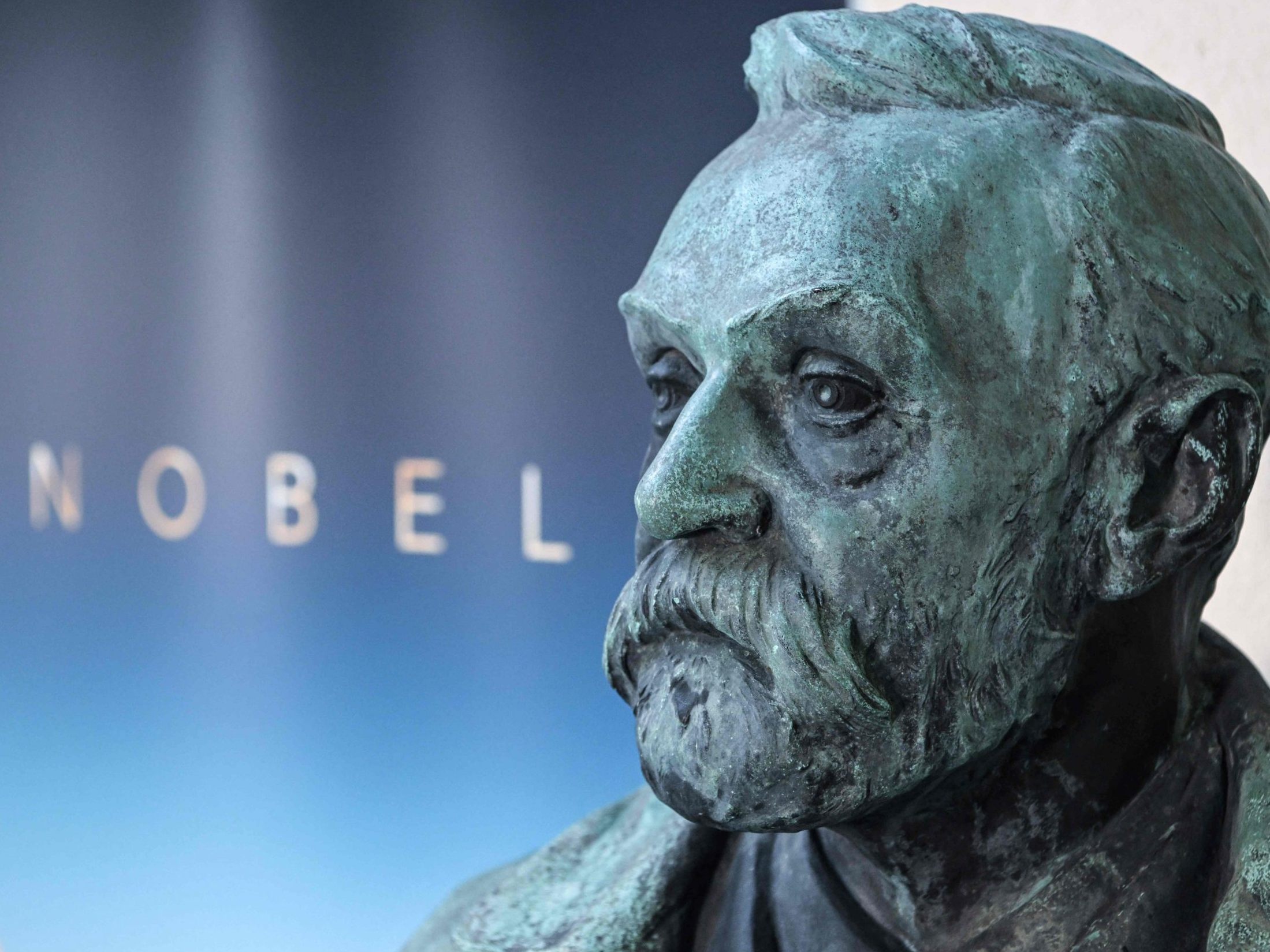 Erste Nobelpreisträger des Jahres werden am Montag verkündet.