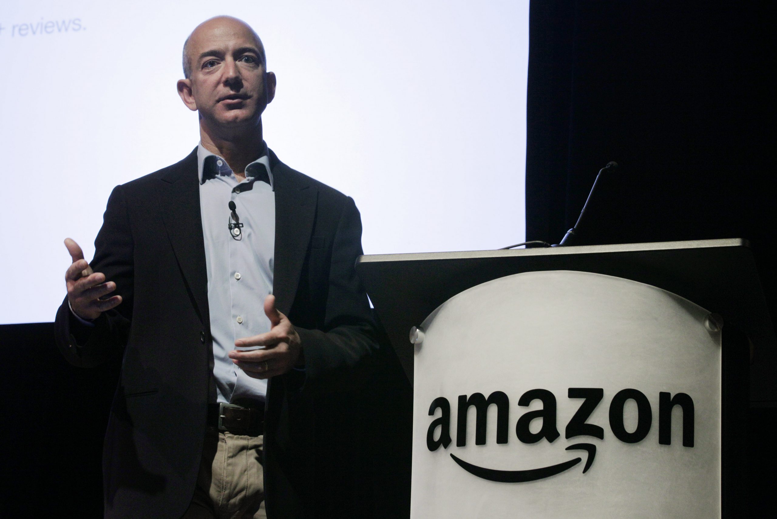 Bezos wusste zu diesem Zeitpunkt nicht einmal, dass Bulgarien bereits Zugang zum Internet hatte.