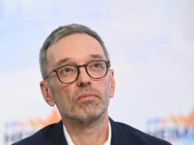 In den nächsten Tagen will FPÖ-Parteichef Herbert Kickl mit seinem Parteikollegen Johannes Hübner wegen dessen Afghanistan-Reise sprechen.