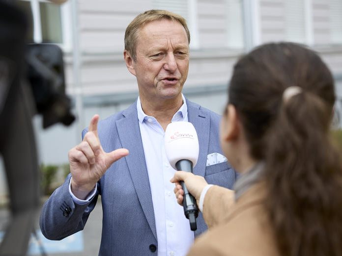 Johann Tschürtz (FPÖ) rechtfertigte seine kontroversielle Rede im Landtag.